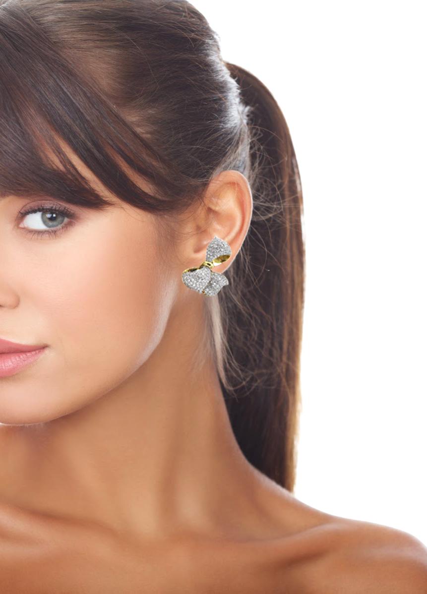 Bow-Ohrringe aus Diamanten und 18 Karat Gold im Zustand „Neu“ im Angebot in Monte Carlo, MC