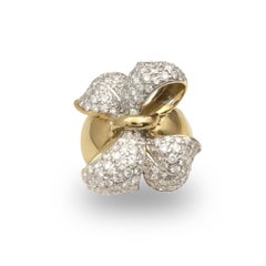 Bague à nœud en or et diamant