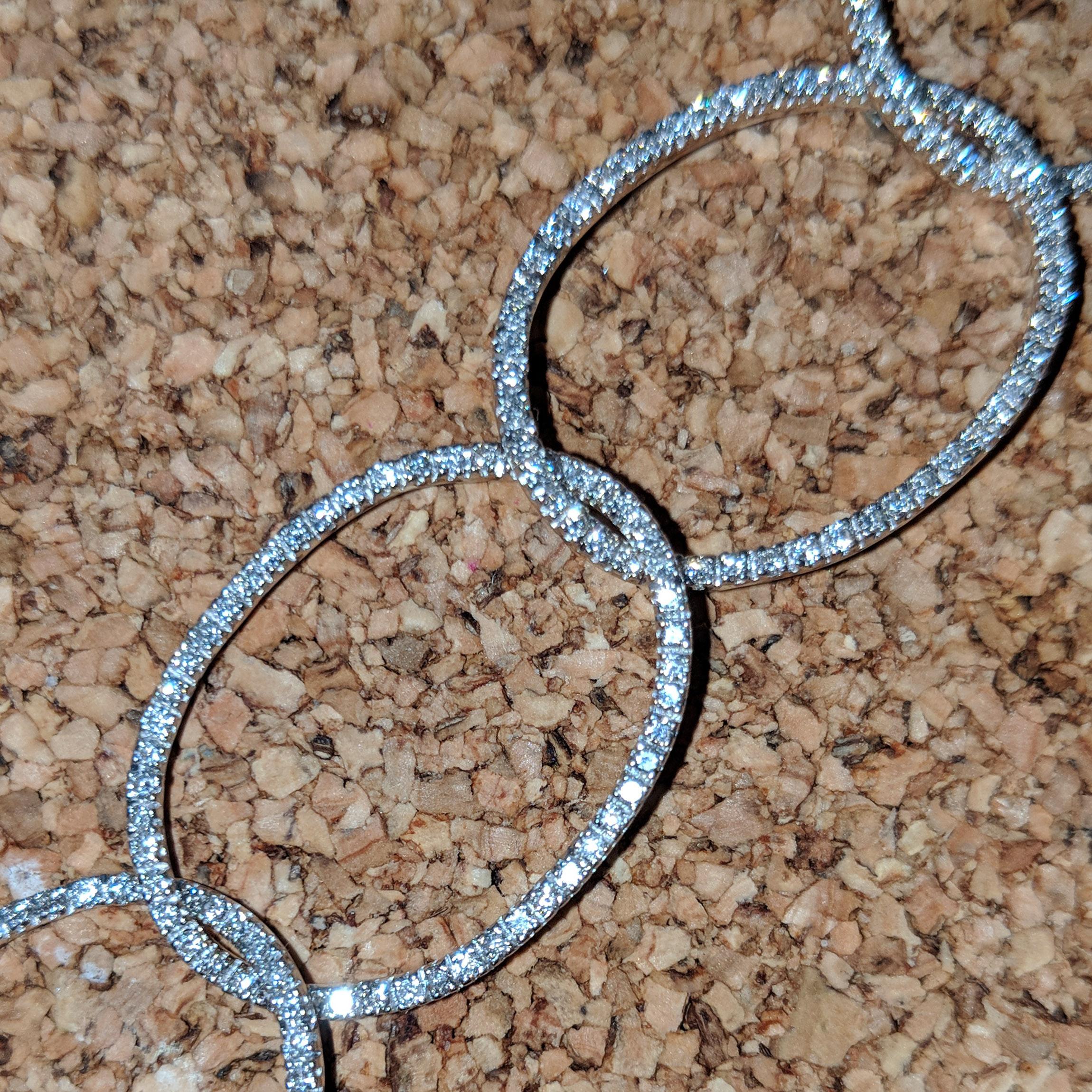 Diamond and Gold Chain Link Necklace In Good Condition In New York, NY
