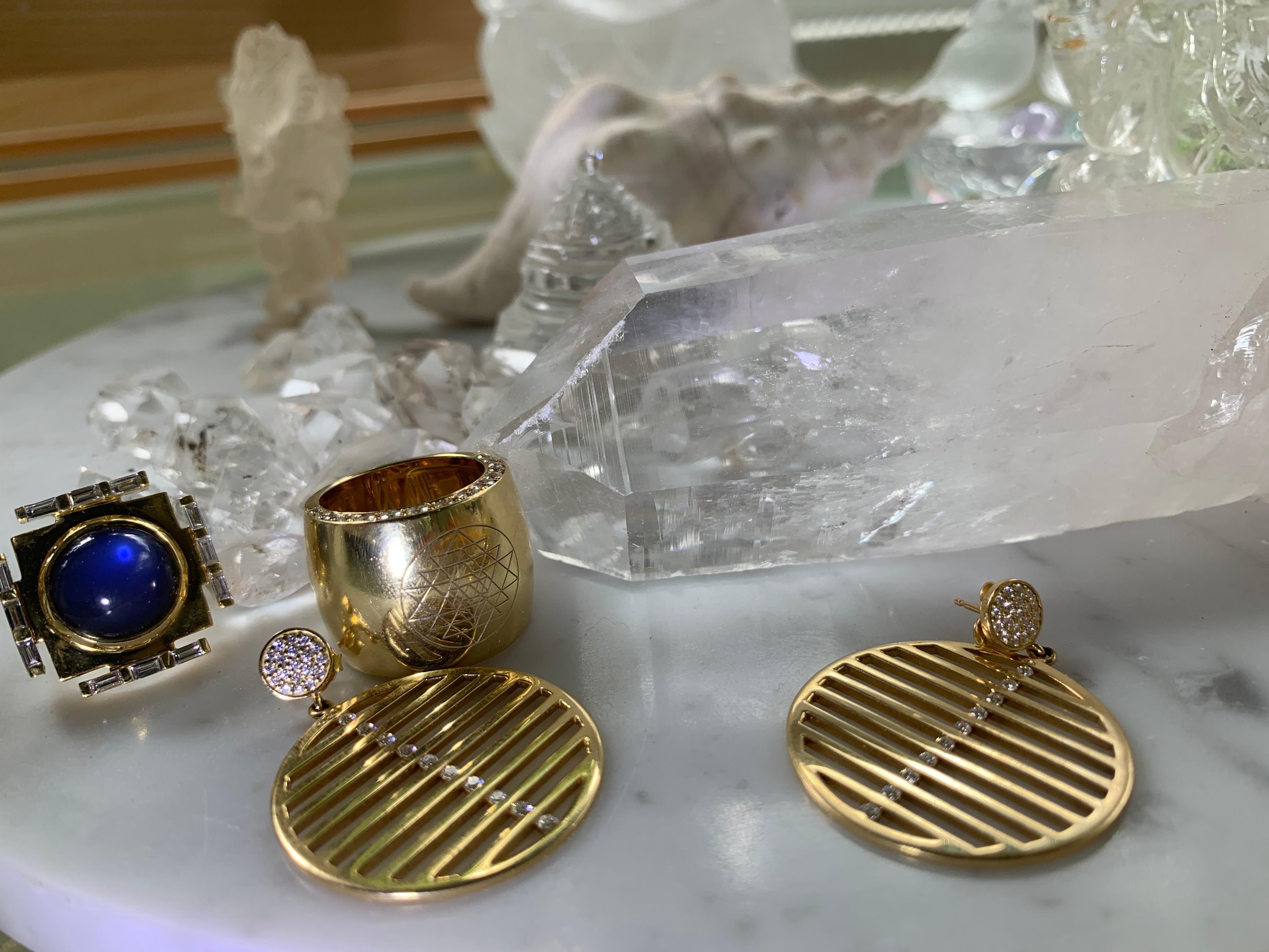Diamond and Gold Earrings For Sale 1