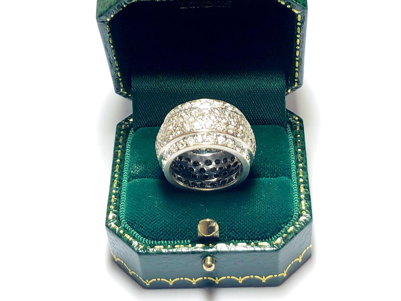 Women's or Men's Diamond and Gold Eternity Ring, circa 1980