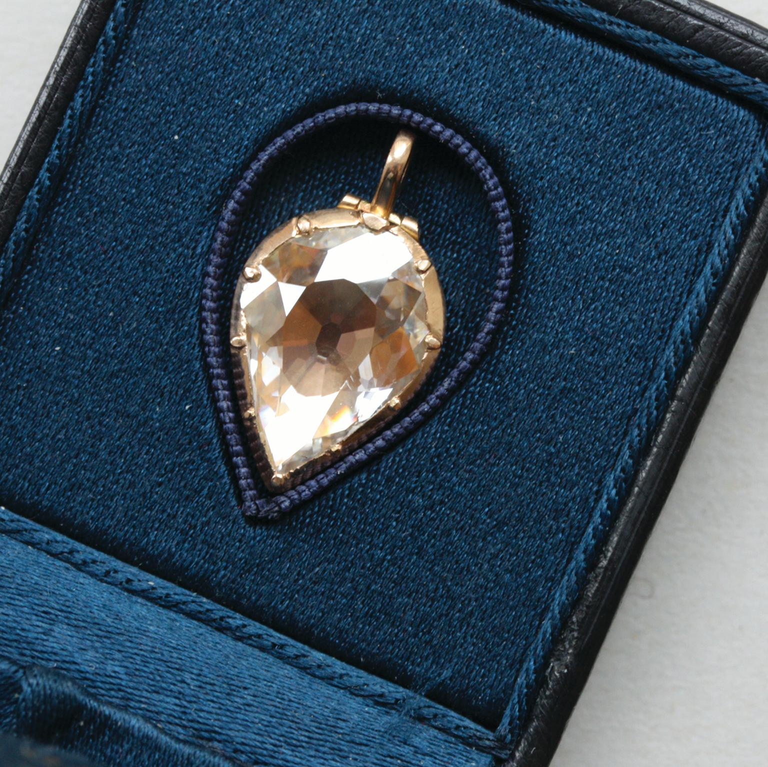 Diamond and Gold Locket Pendant In New Condition In Amsterdam, NL