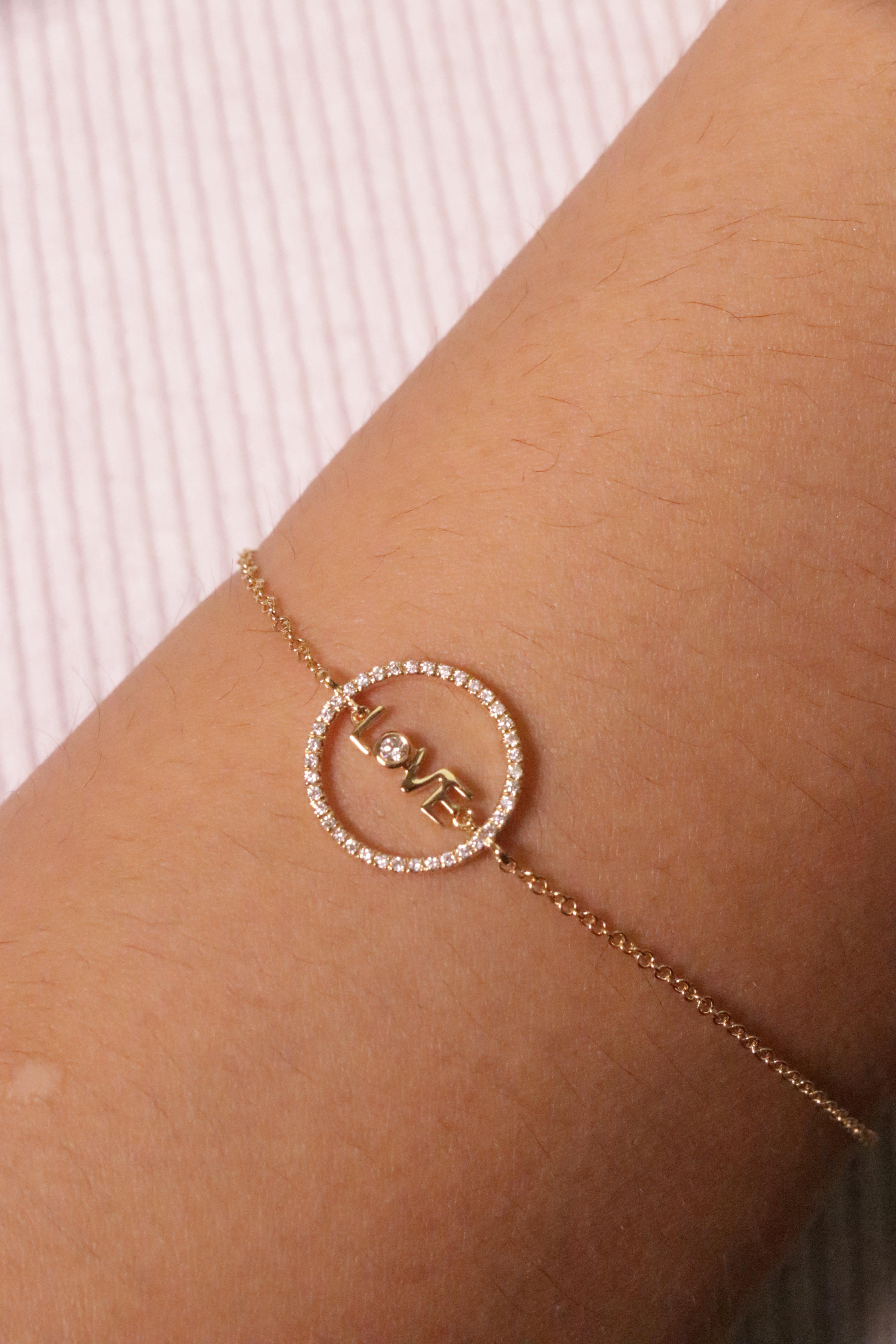 Diamant et or LOVE  Bracelet en or 18 K K. Pour femmes en vente