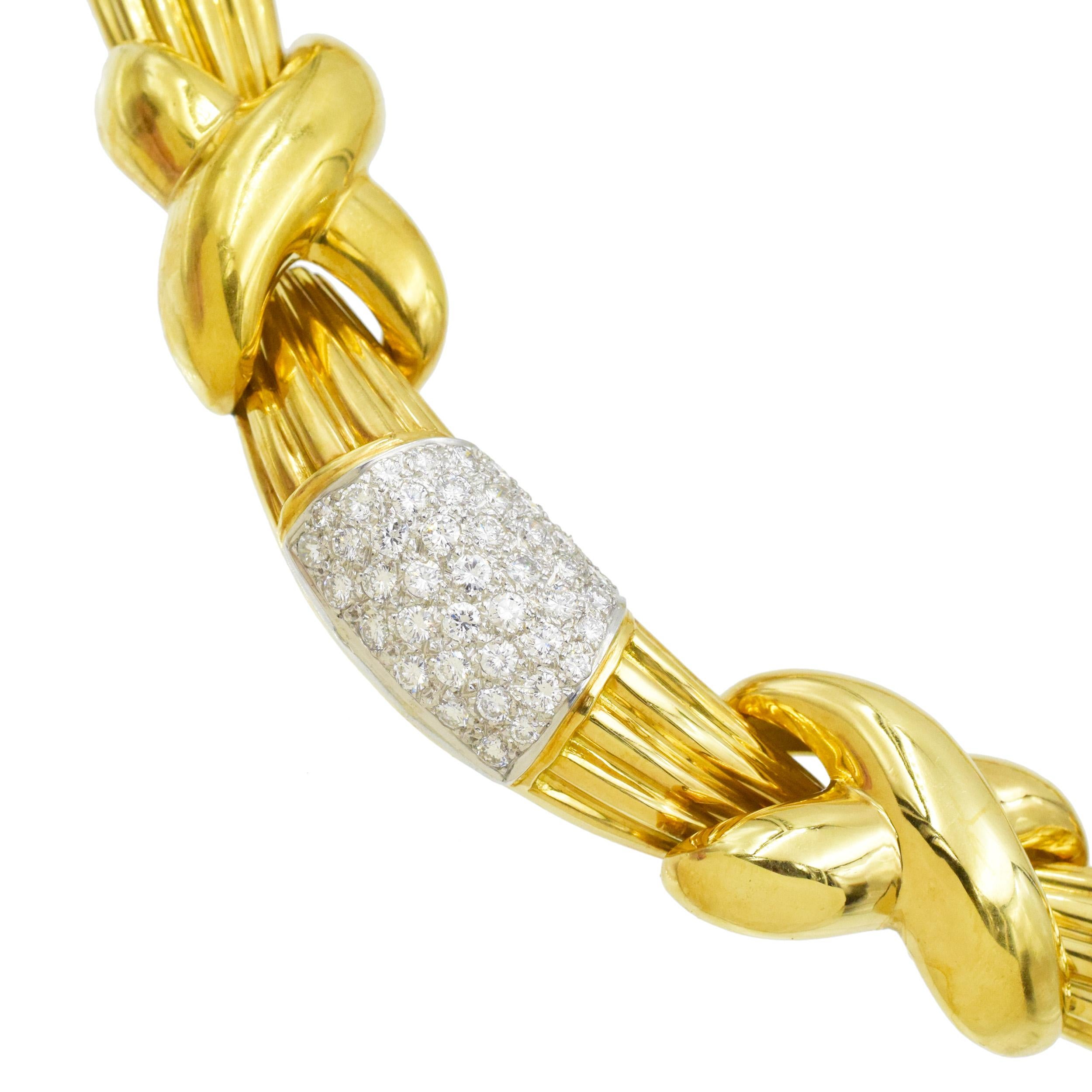 Women's Diamond and Gold Necklace For Sale