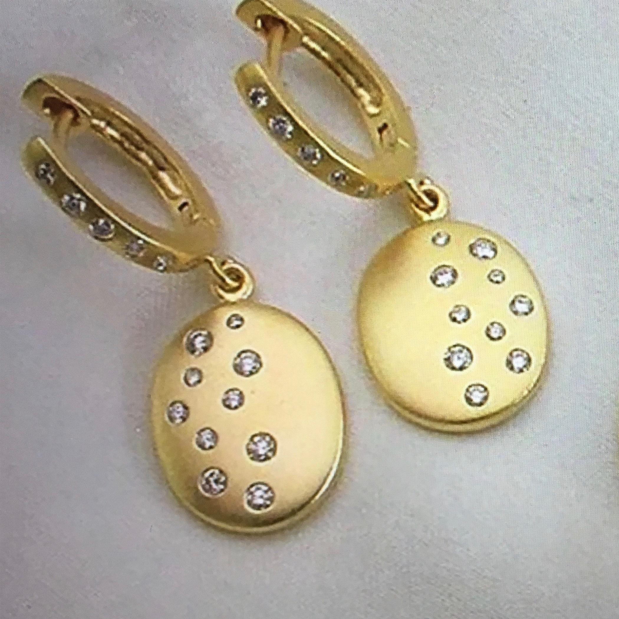 Modern Diamond and Gold Sky Earrings For Sale