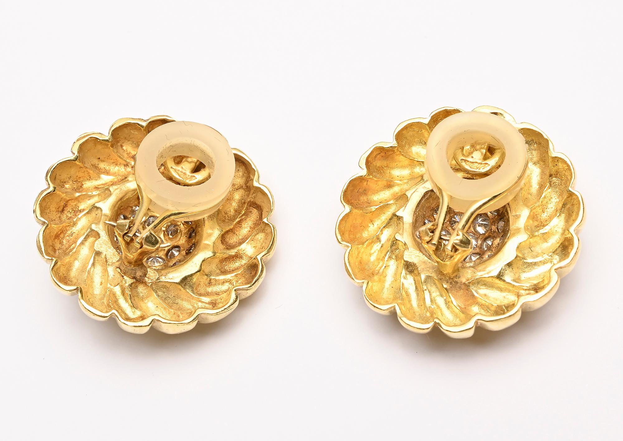 Contemporary Diamond and Gold Spiral Earrings For Sale