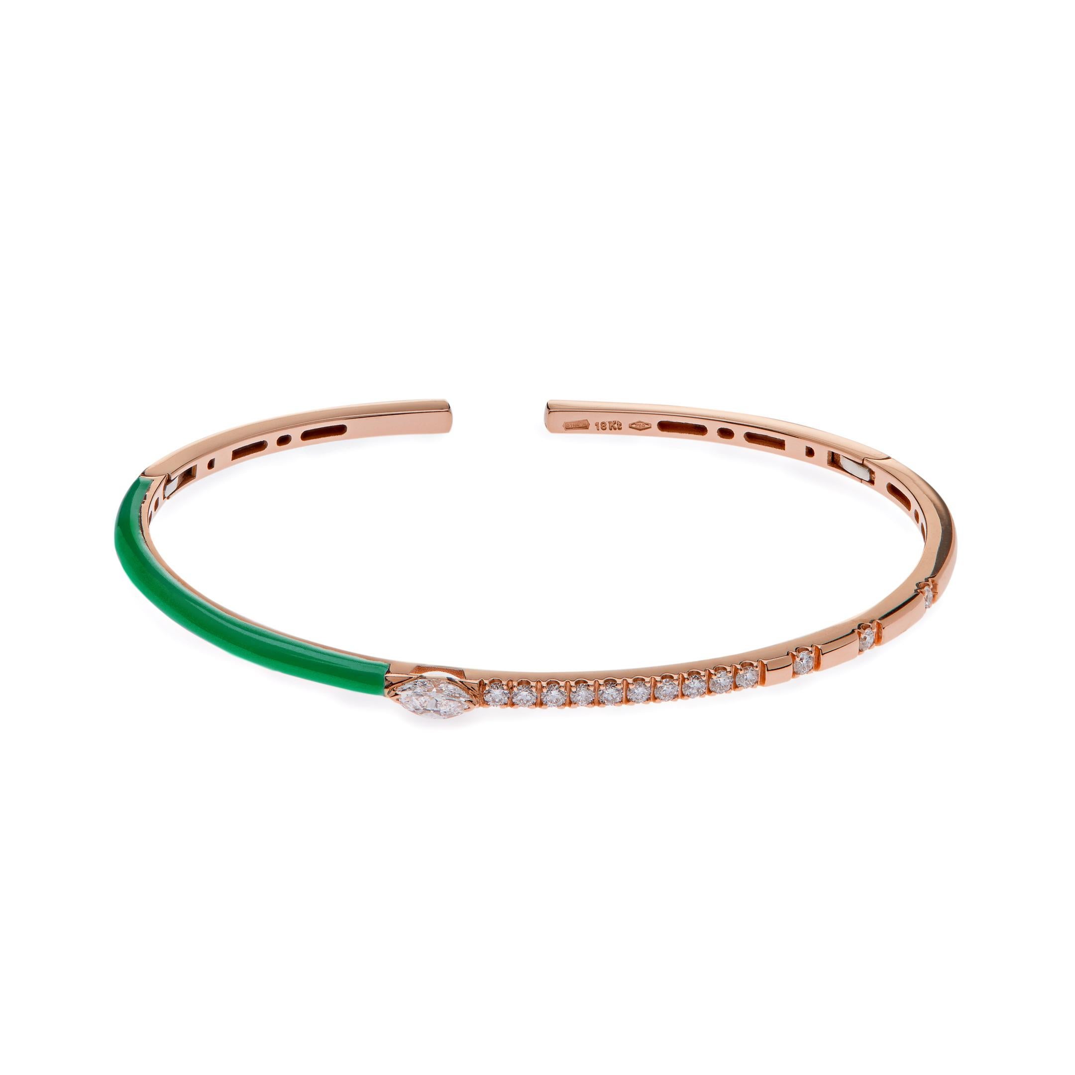 Taglio marquise Bracciale con diamanti e smalto verde in vendita