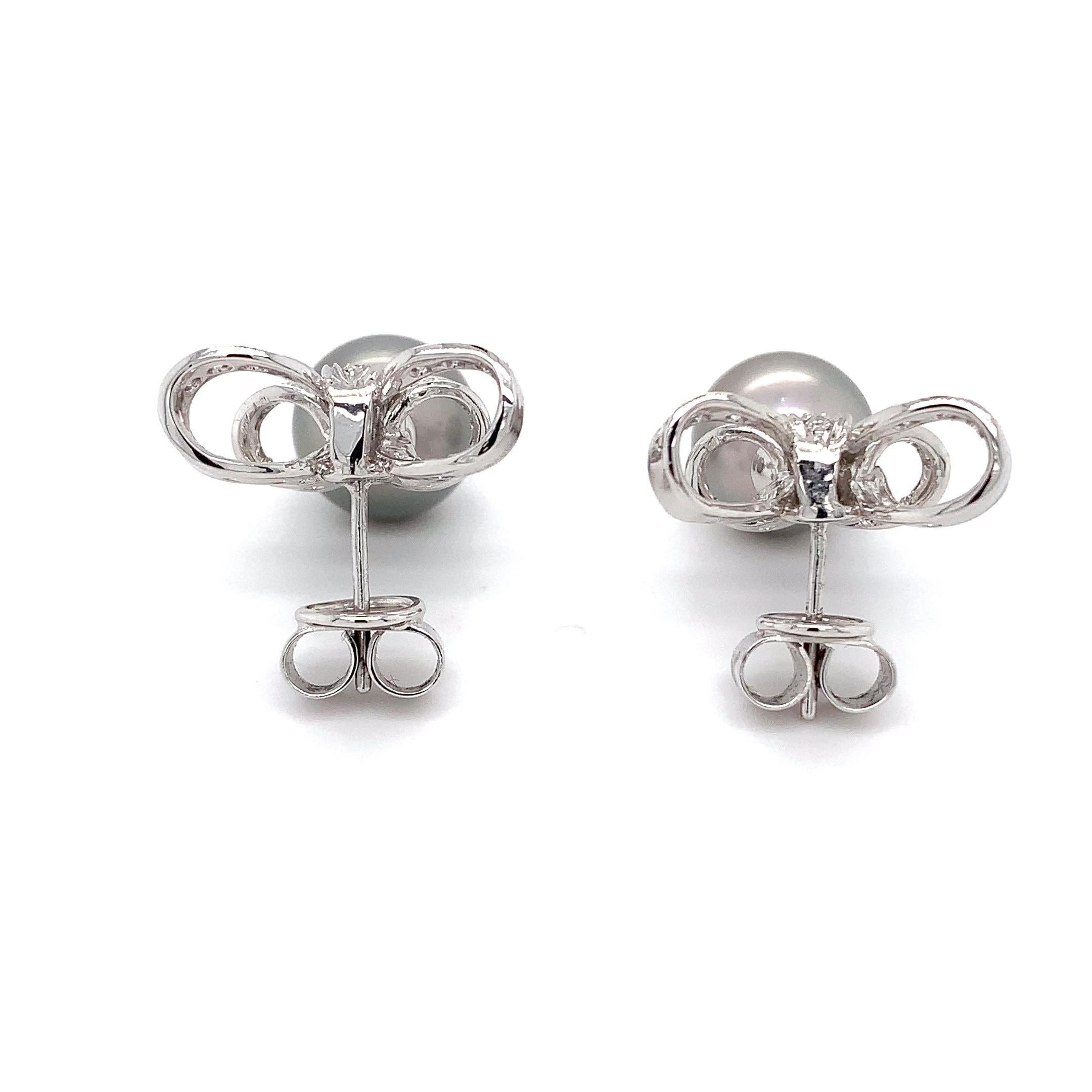 Diamond and grey Tahitian Pearl drop earrings 18k white gold For Sale 2
