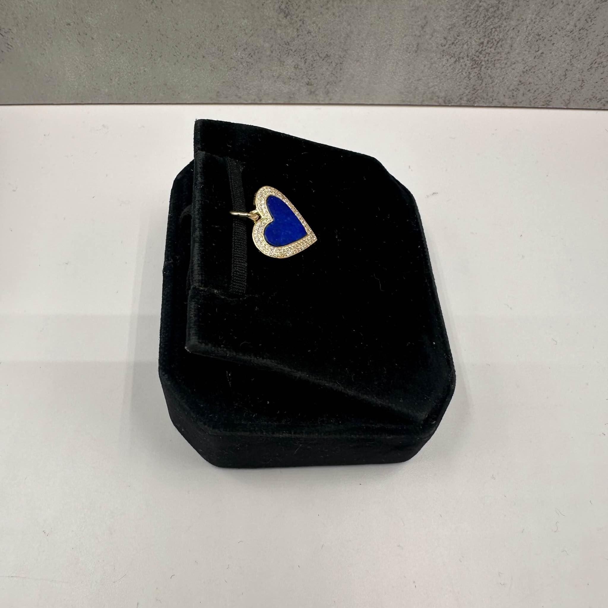 Taille ronde Pendentif coeur en or jaune 14kt diamant et lapis -1.02ctw Lapis, 0.26ctw Dia en vente