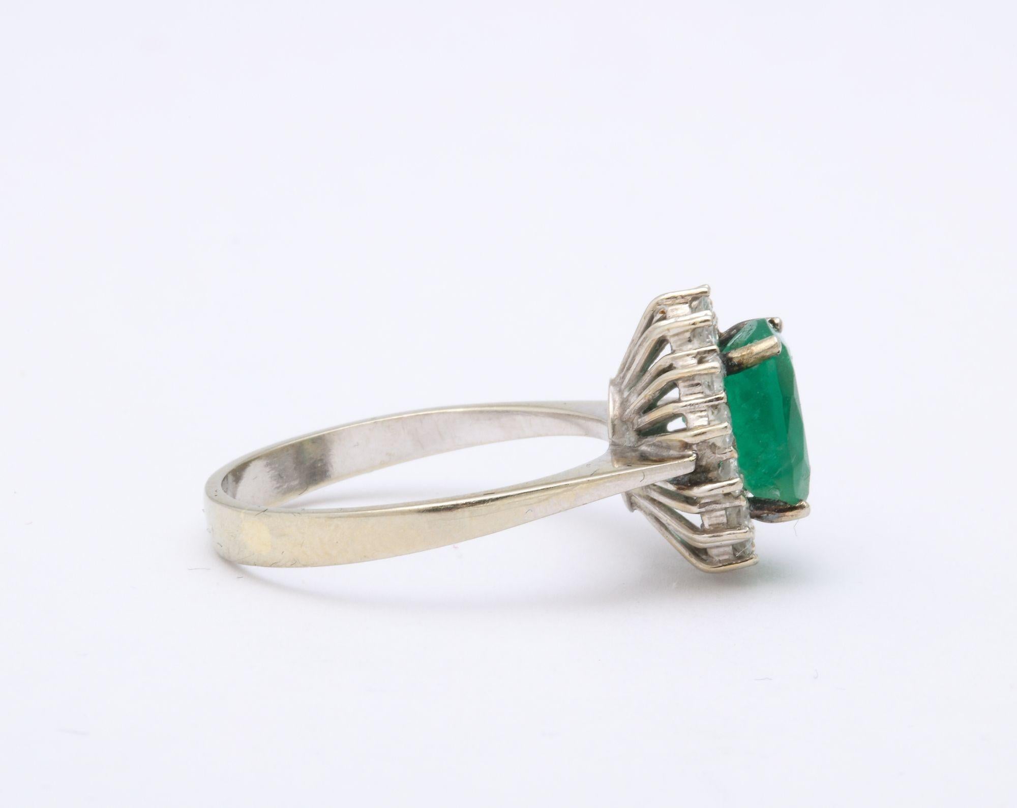 Art Deco Diamond and Natural Emerald Gold Ring For Sale