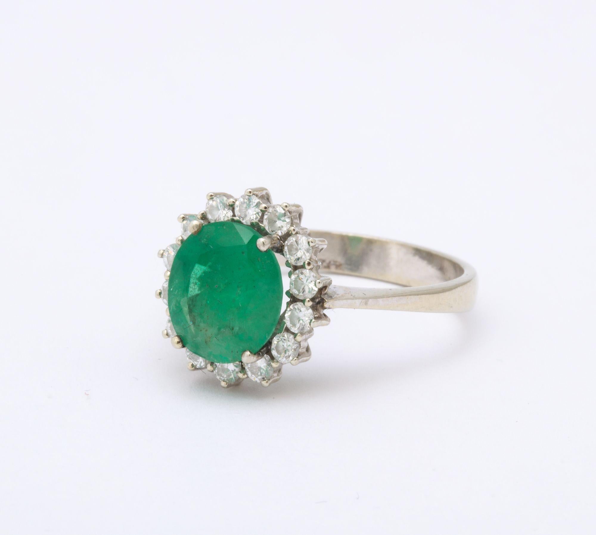 Diamond and Natural Emerald Gold Ring For Sale 1