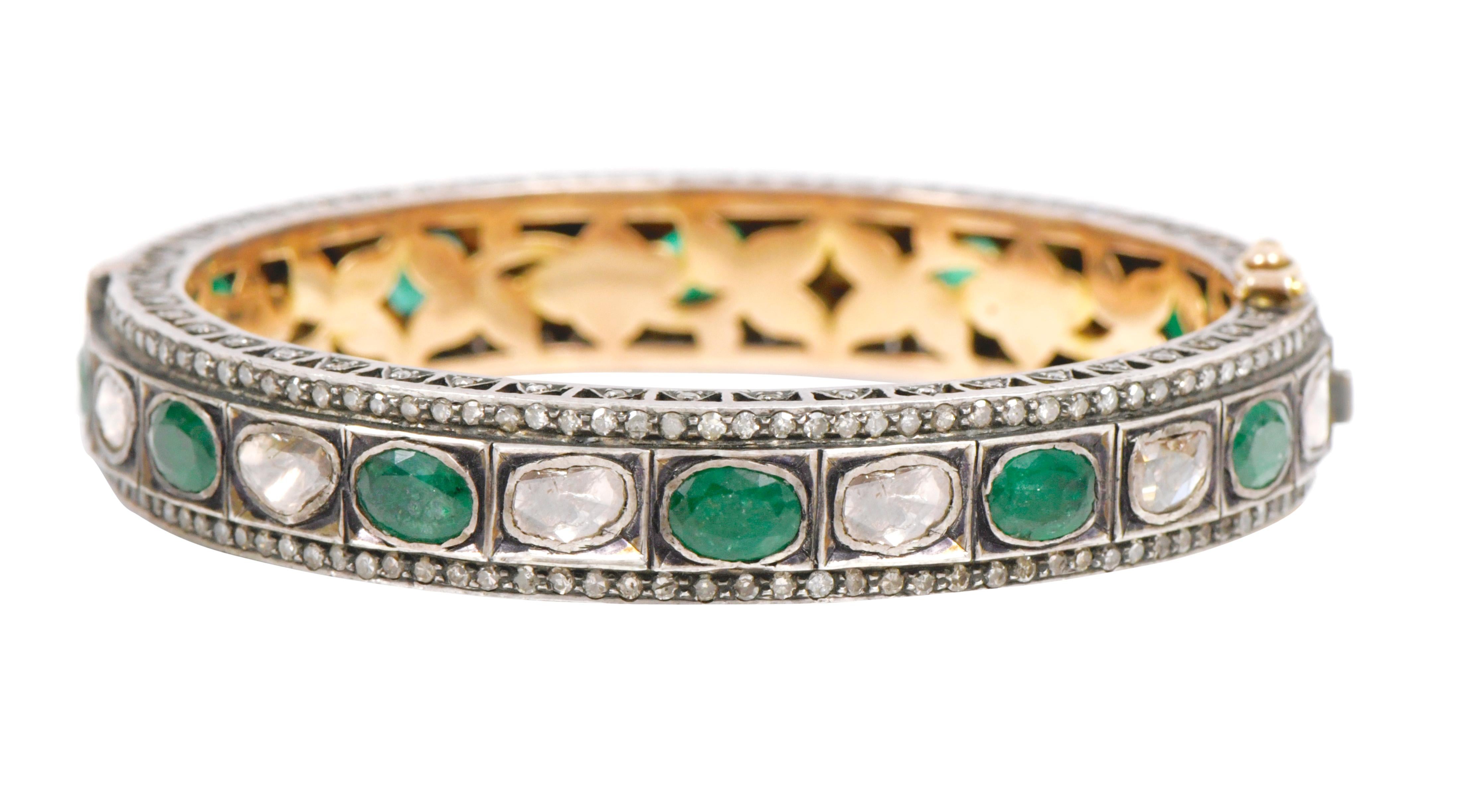 Women's Diamond and Natural Emerald Tennis Bangle in Art Deco Style  For Sale