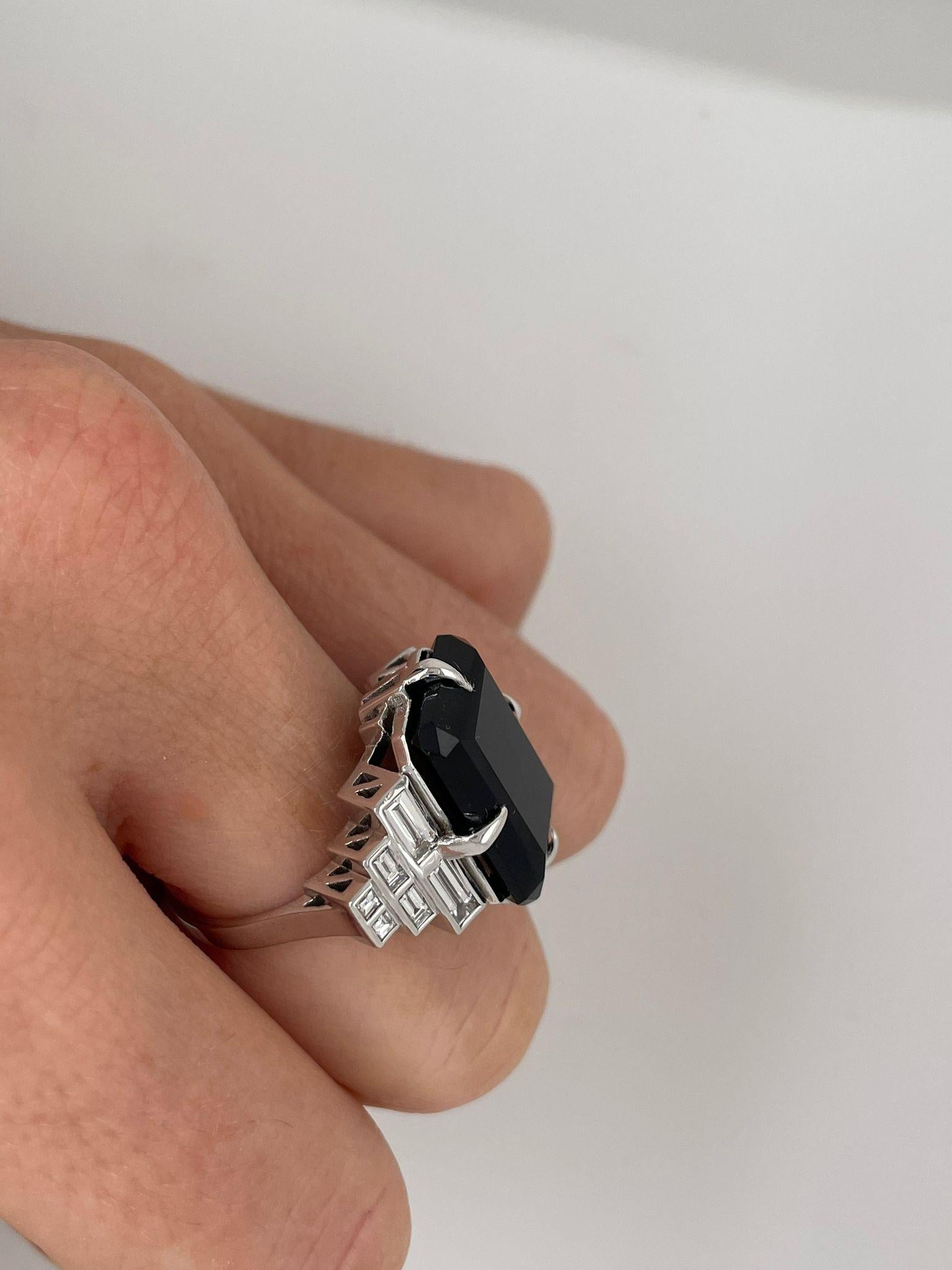 For Sale:  Diamond and Onyx Art Deco Ring with Baguette Diamonds 14