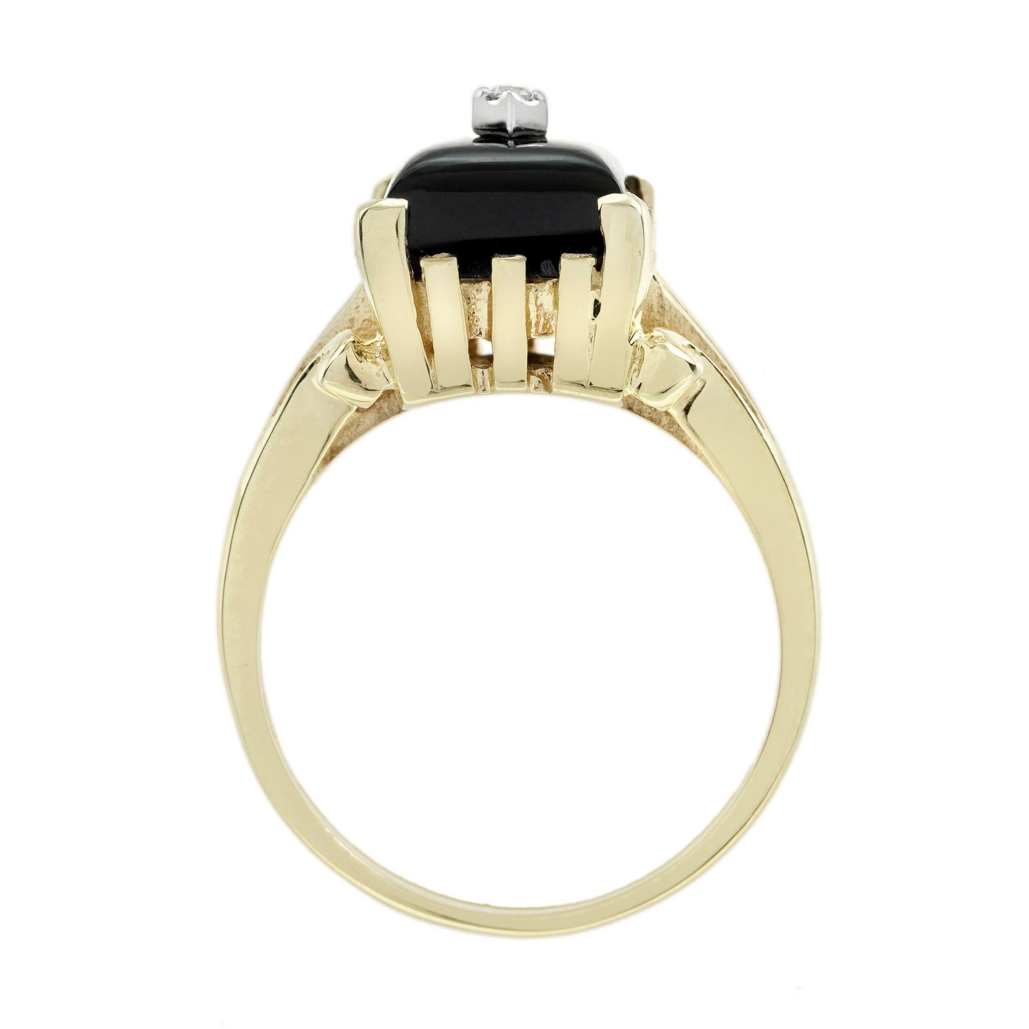 Diamond and Onyx Art Deco Style Ring in 14K Yellow Gold For Sale 1