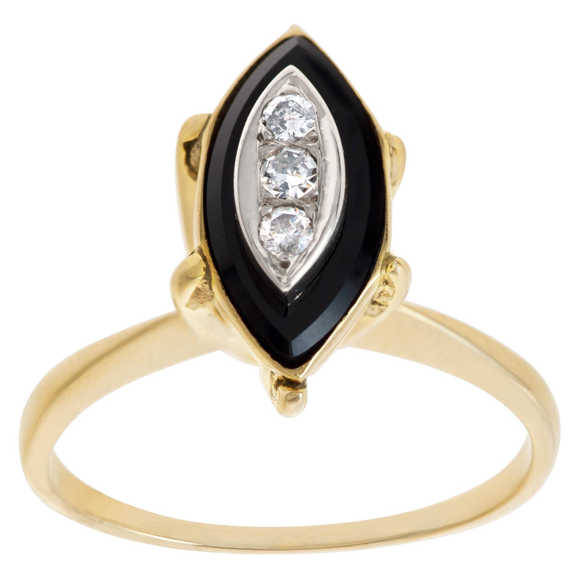 Diamond and Onyx Ring in 14k Yellow Gold For Sale