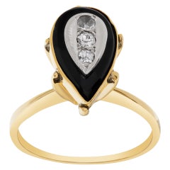 Vintage Diamond and Onyx Ring in 14k Yellow Gold