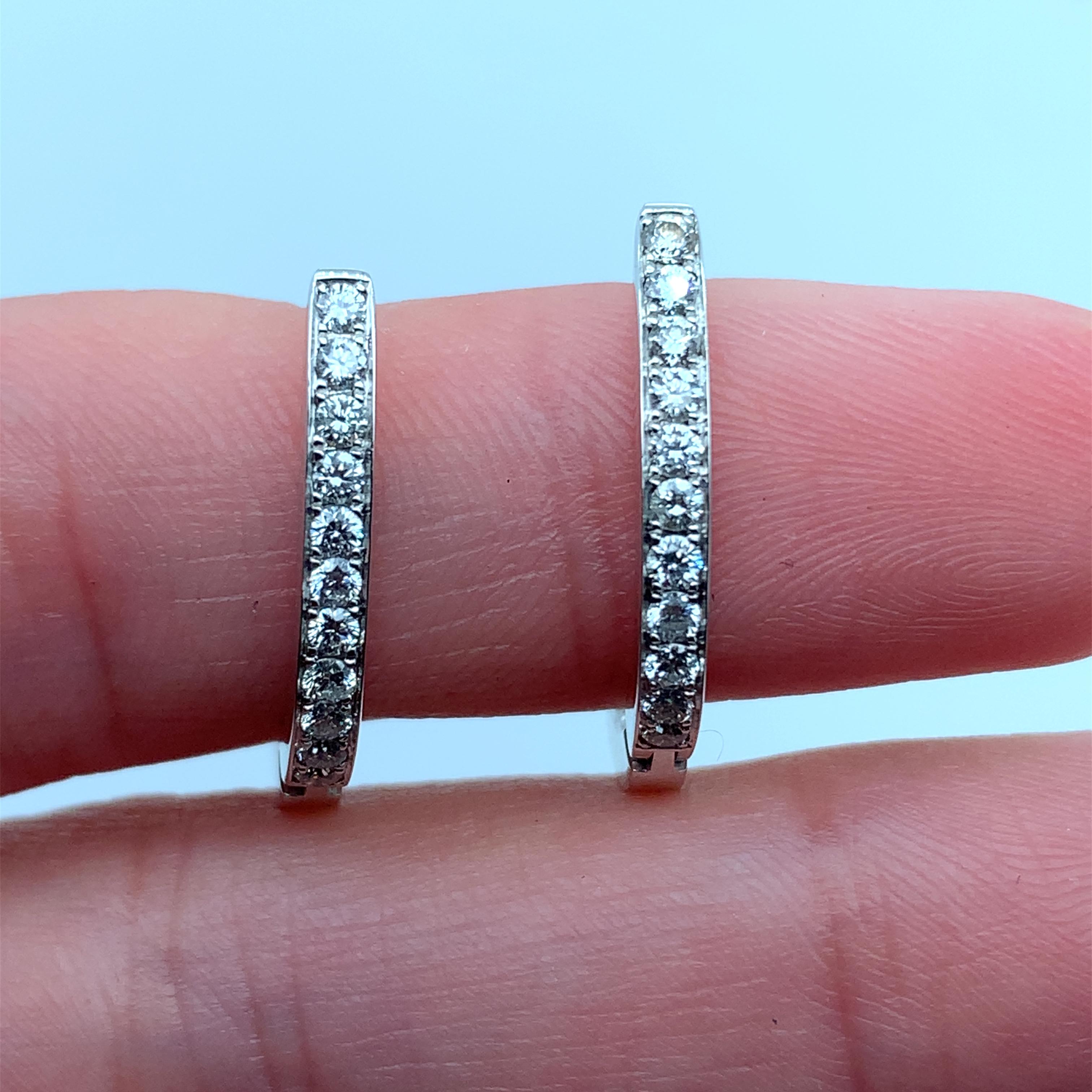 Boucles d'oreilles art déco en diamant et perle, de style goutte ou cerceau  or blanc 18k en vente 4