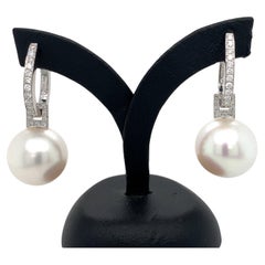 Orecchini a goccia o a cerchio in stile art déco con diamanti e perle  oro bianco 18 carati