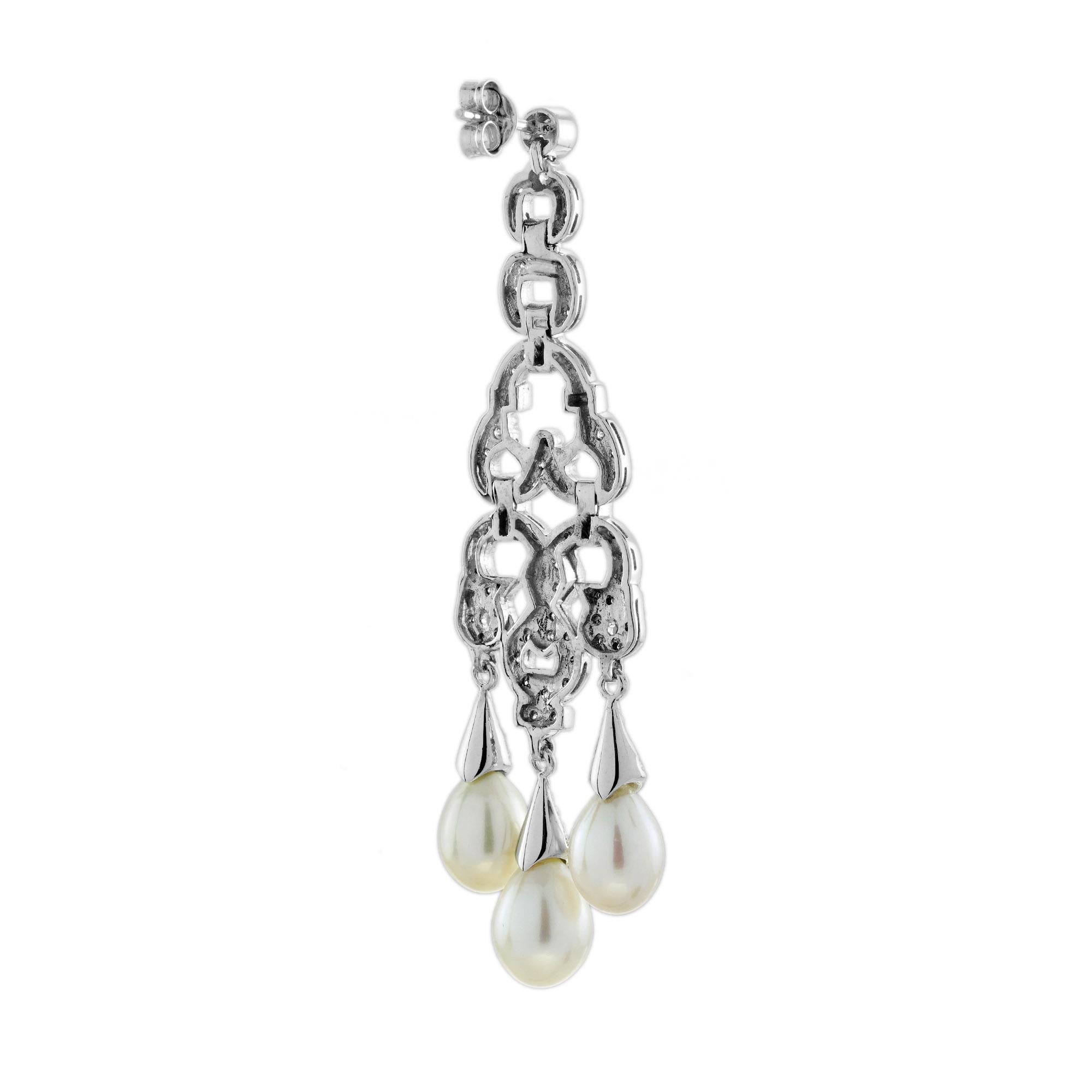 Art Déco Pendente con diamanti e perle in stile Art Deco  Orecchini in oro bianco 18 carati in vendita