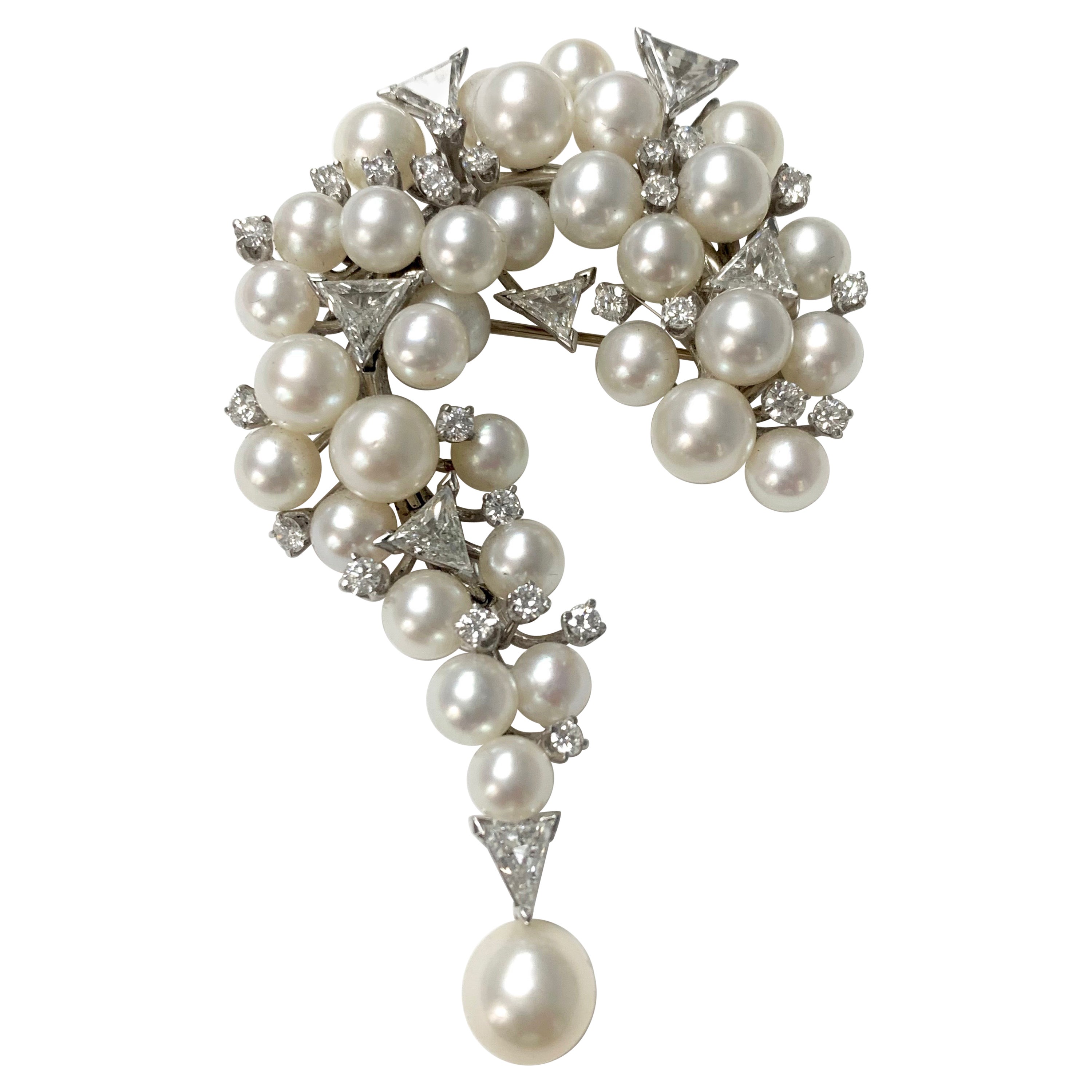 Broche de diamantes y perlas en platino