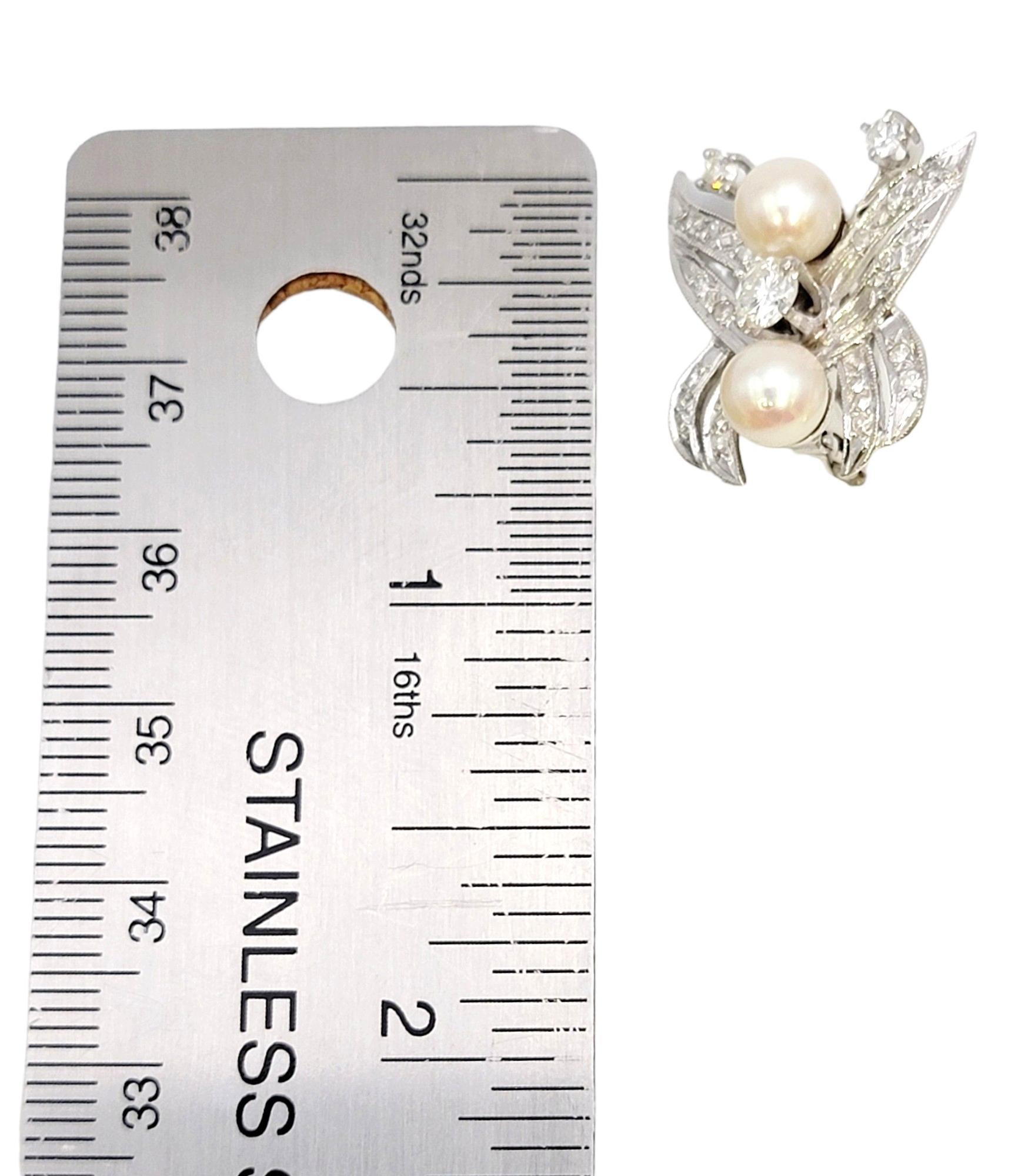 Rehausseur / Pendentif papillon en or blanc 14 carats avec diamants et perles  en vente 8