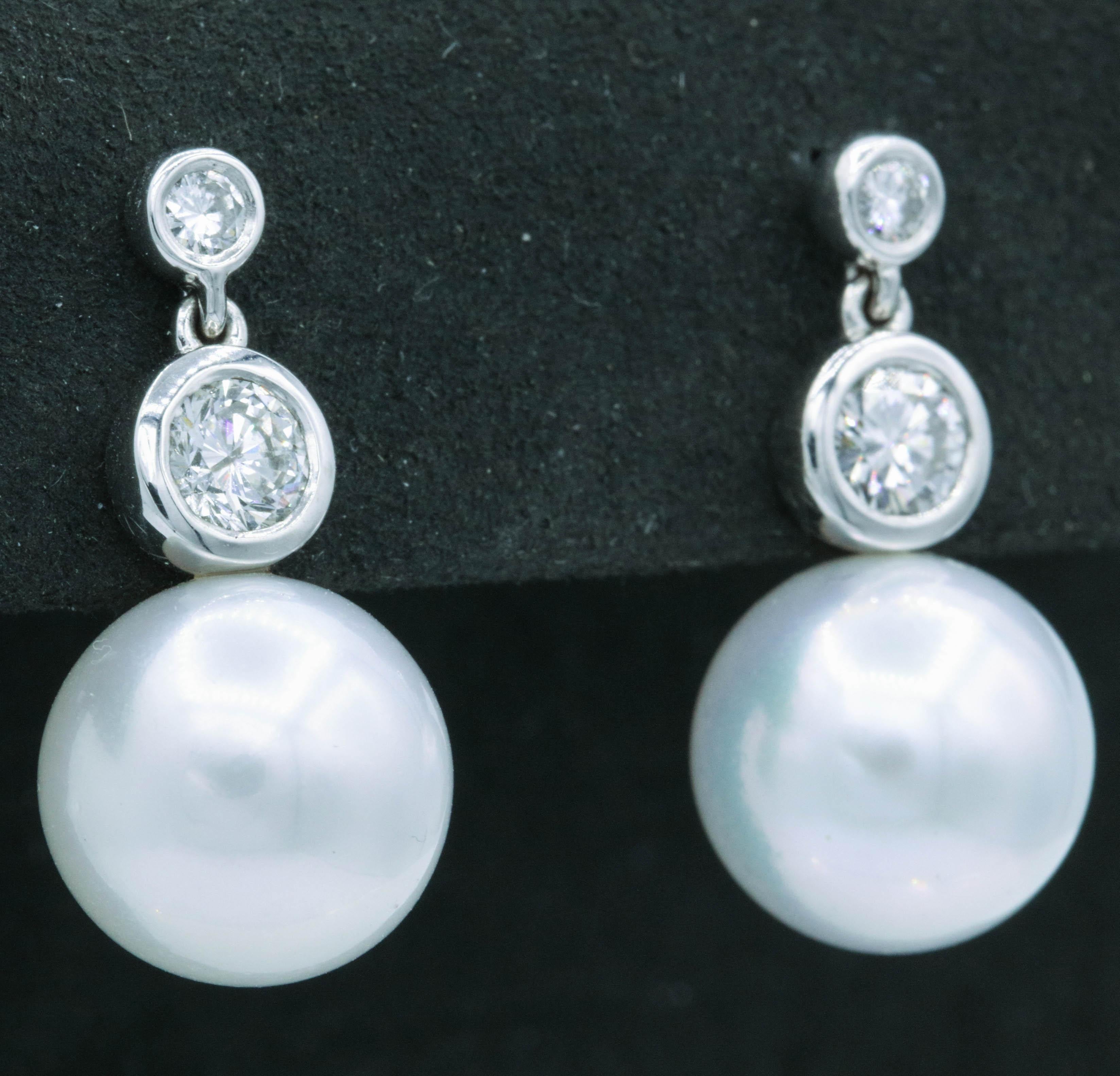 Round Cut Diamond and Pearl Drop Earrings 0.92 Carat 14K White Gold  For Sale