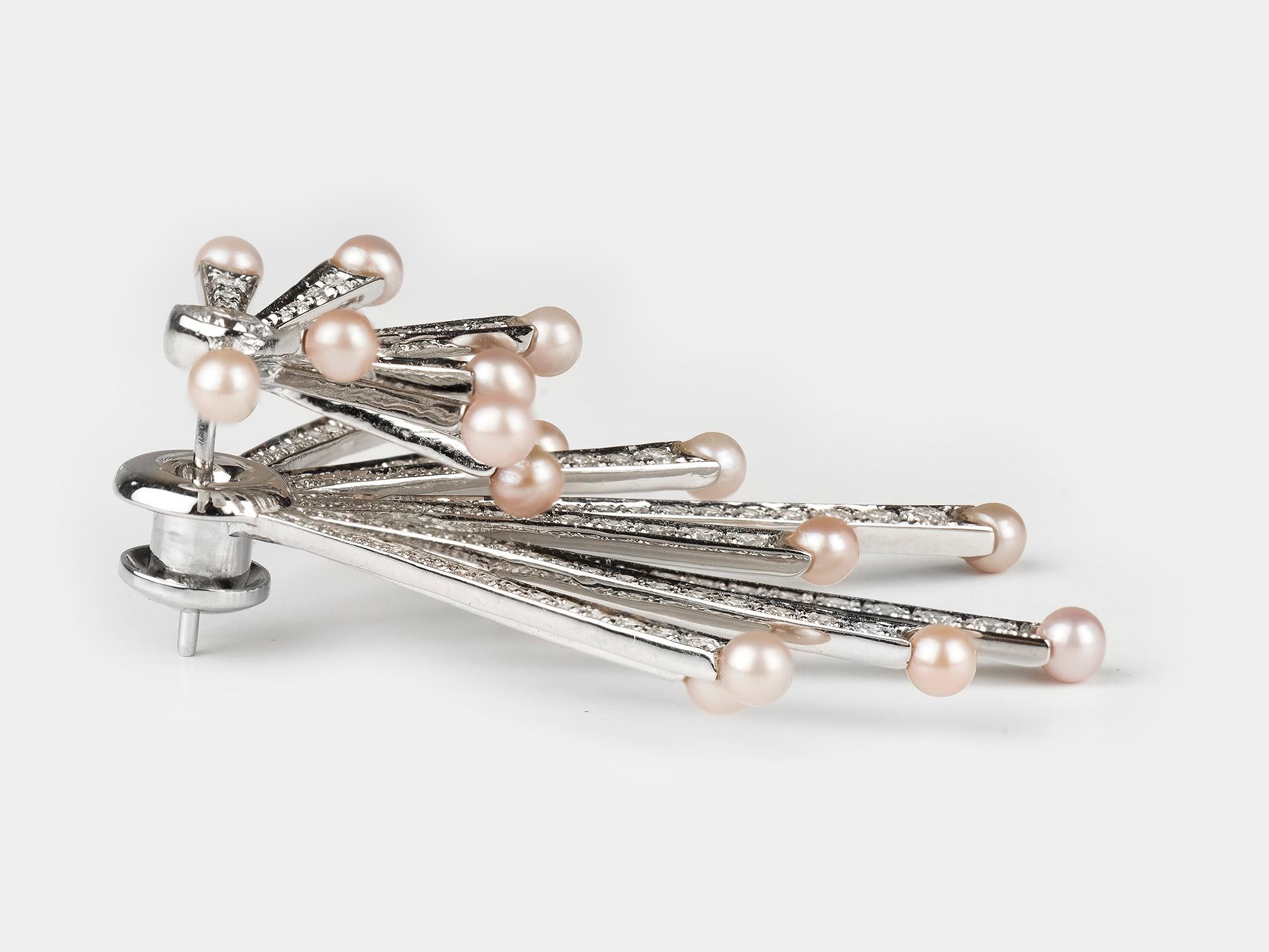 Diamant- und Perlen- Starburst-Ohrring von Umrao Jewels (Moderne) im Angebot