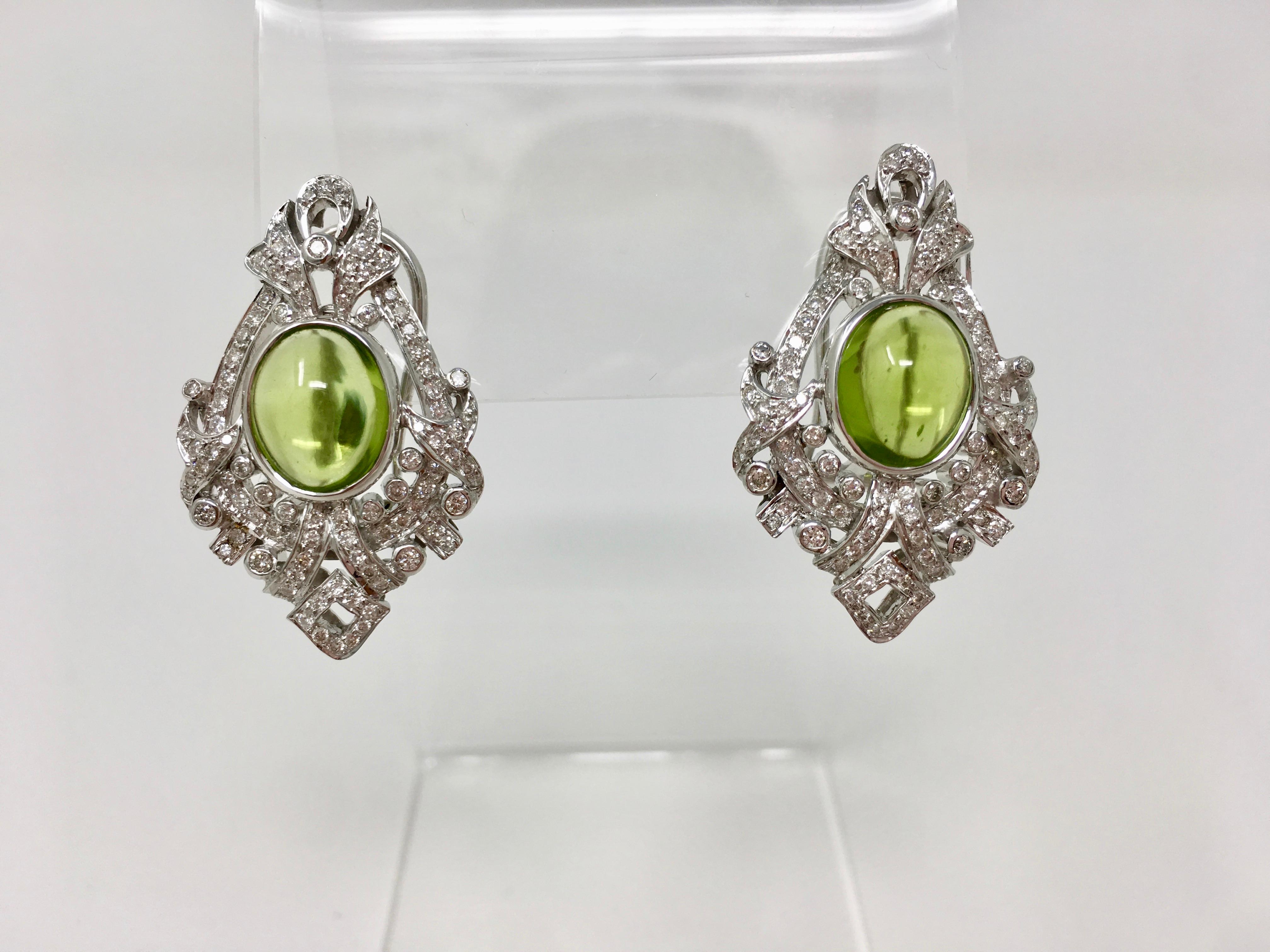 Contemporary Diamond and Peridot Stud Earrings in 18k White Gold For Sale