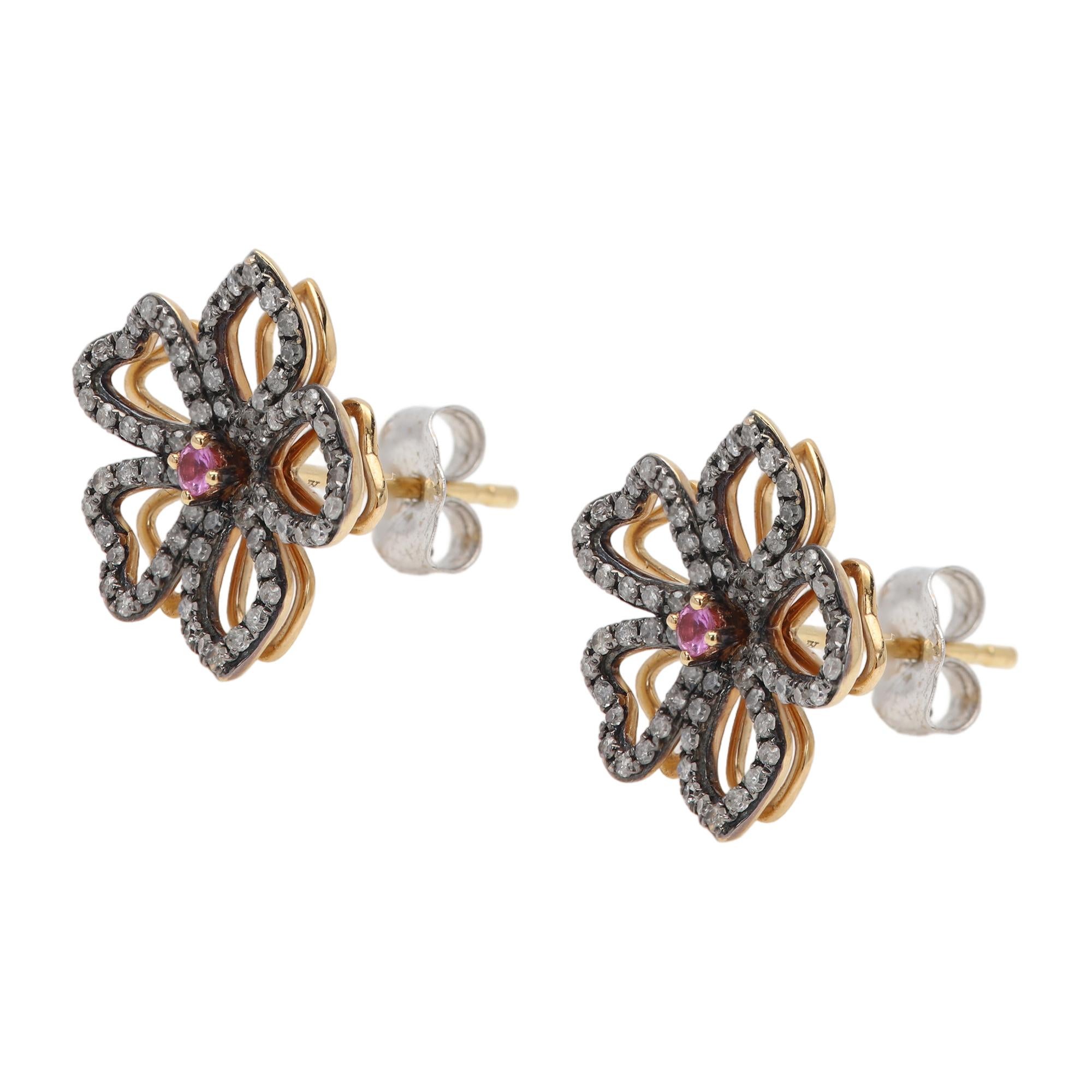 Taglio rotondo Orecchini con diamanti e zaffiri rosa Orecchini a fiore neri 14 carati in vendita