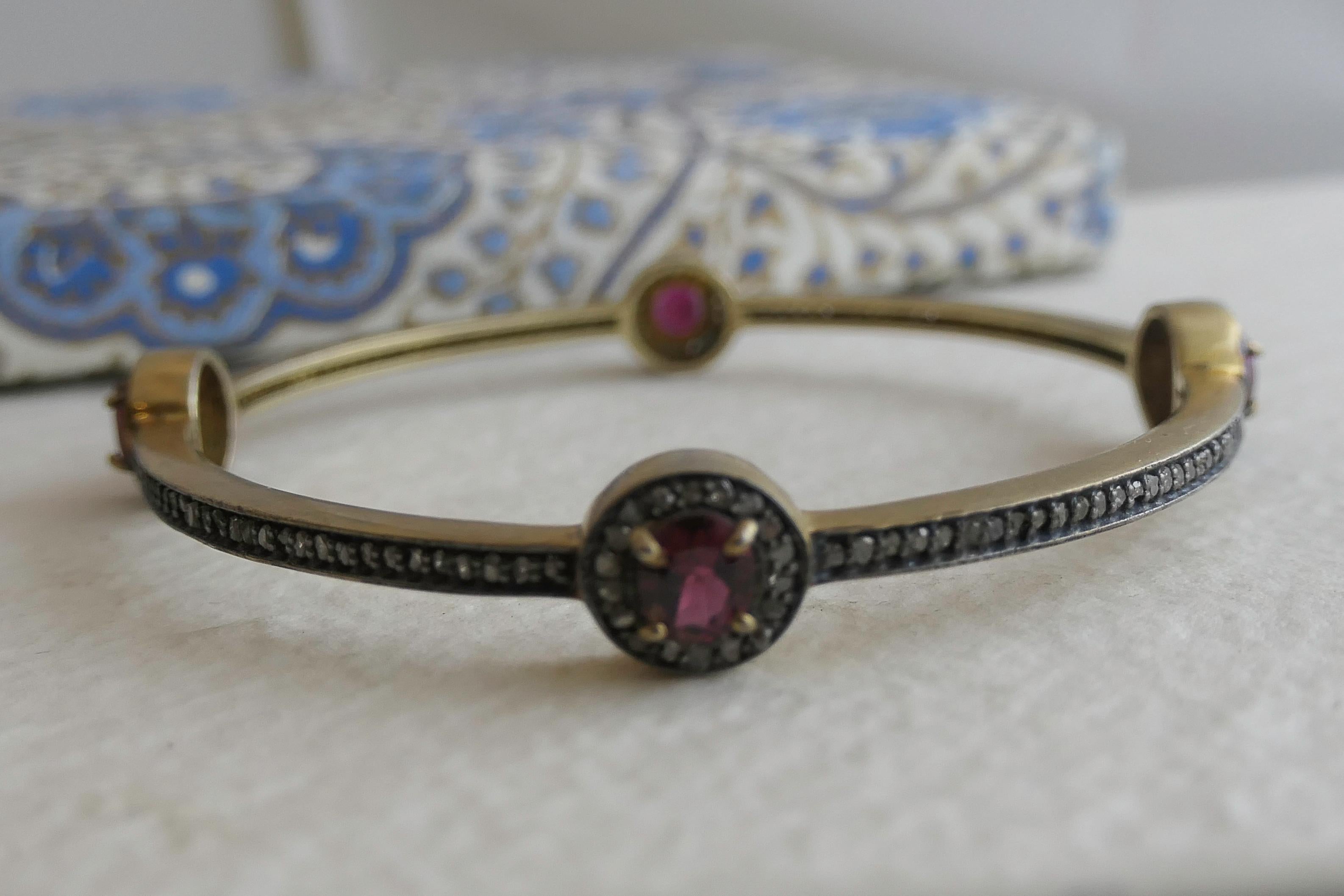 Taglio ovale Bracciale in argento placcato oro con diamanti e tormalina rosa in vendita