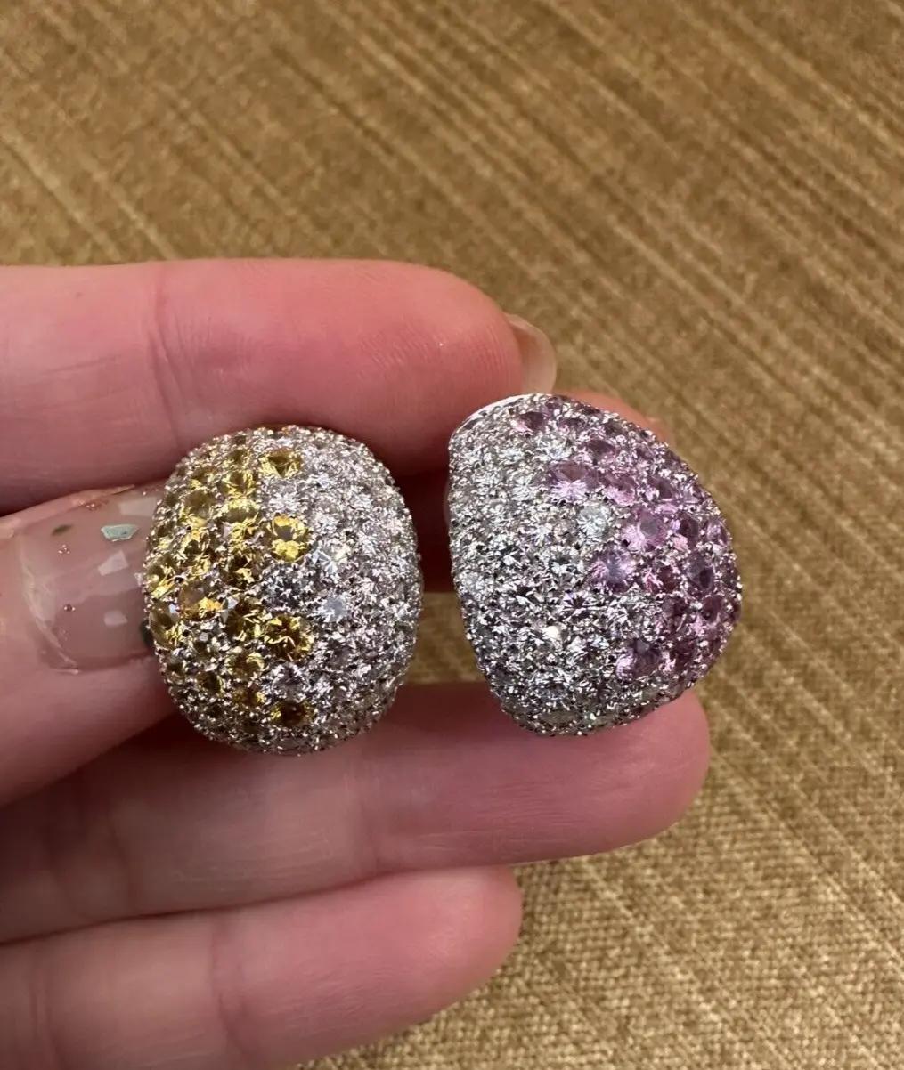 Diamant und rosa/gelber Saphir Dome-Halbring-Ohrringe 18k Weißgold für Damen oder Herren im Angebot