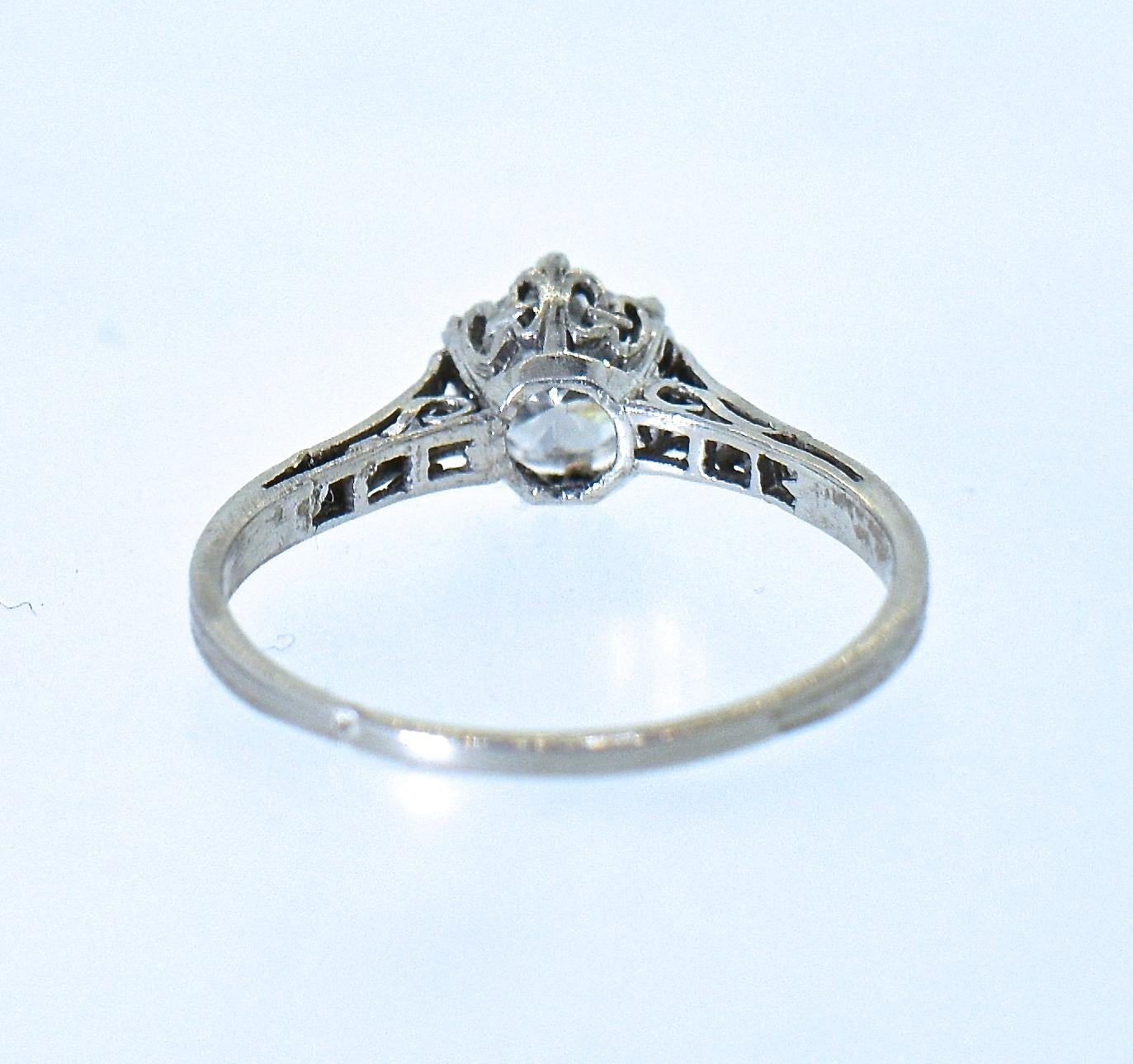 Diamond and Platinum Edwardian Ring, circa 1915 für Damen oder Herren