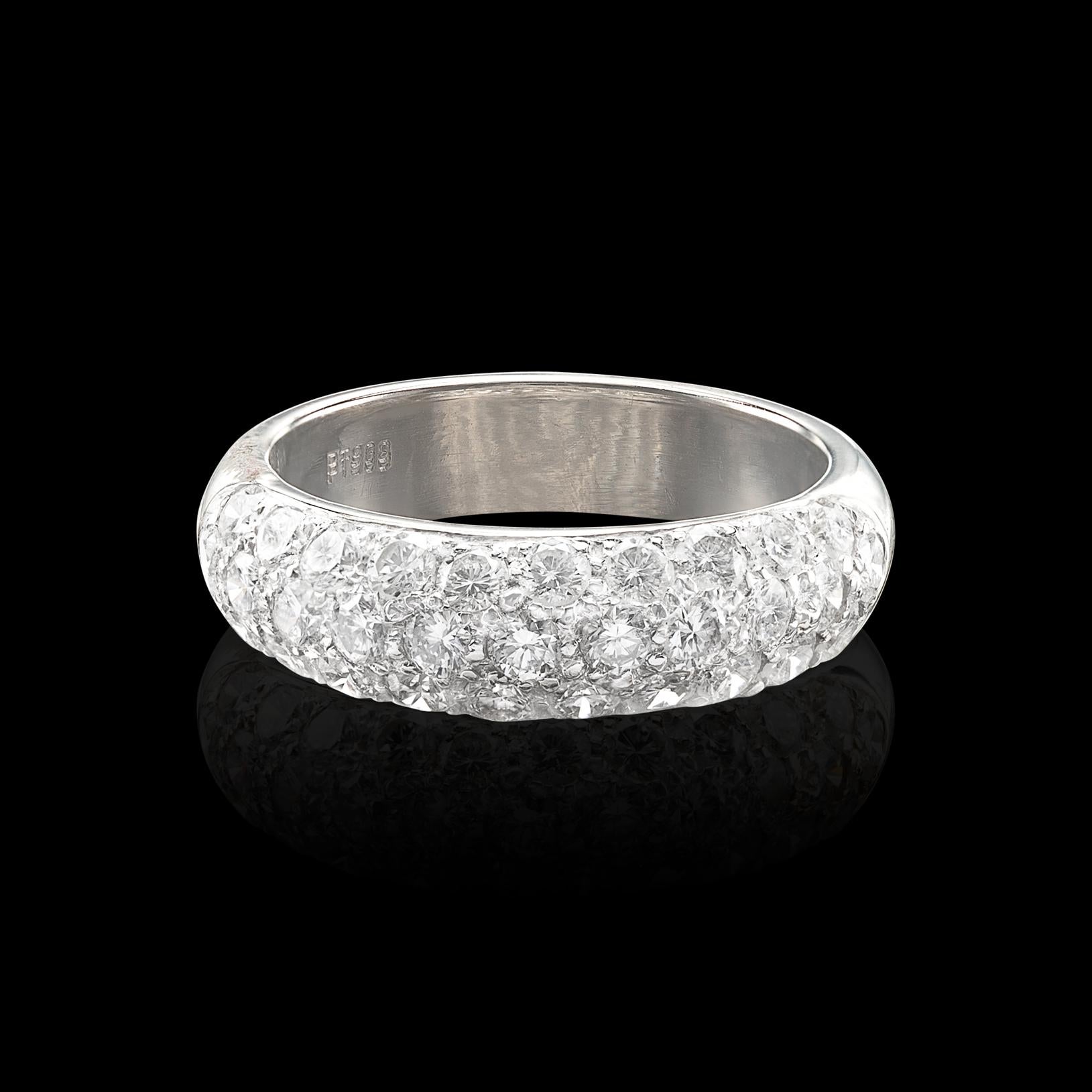 Women's or Men's Diamond and Platinum Pavé Band