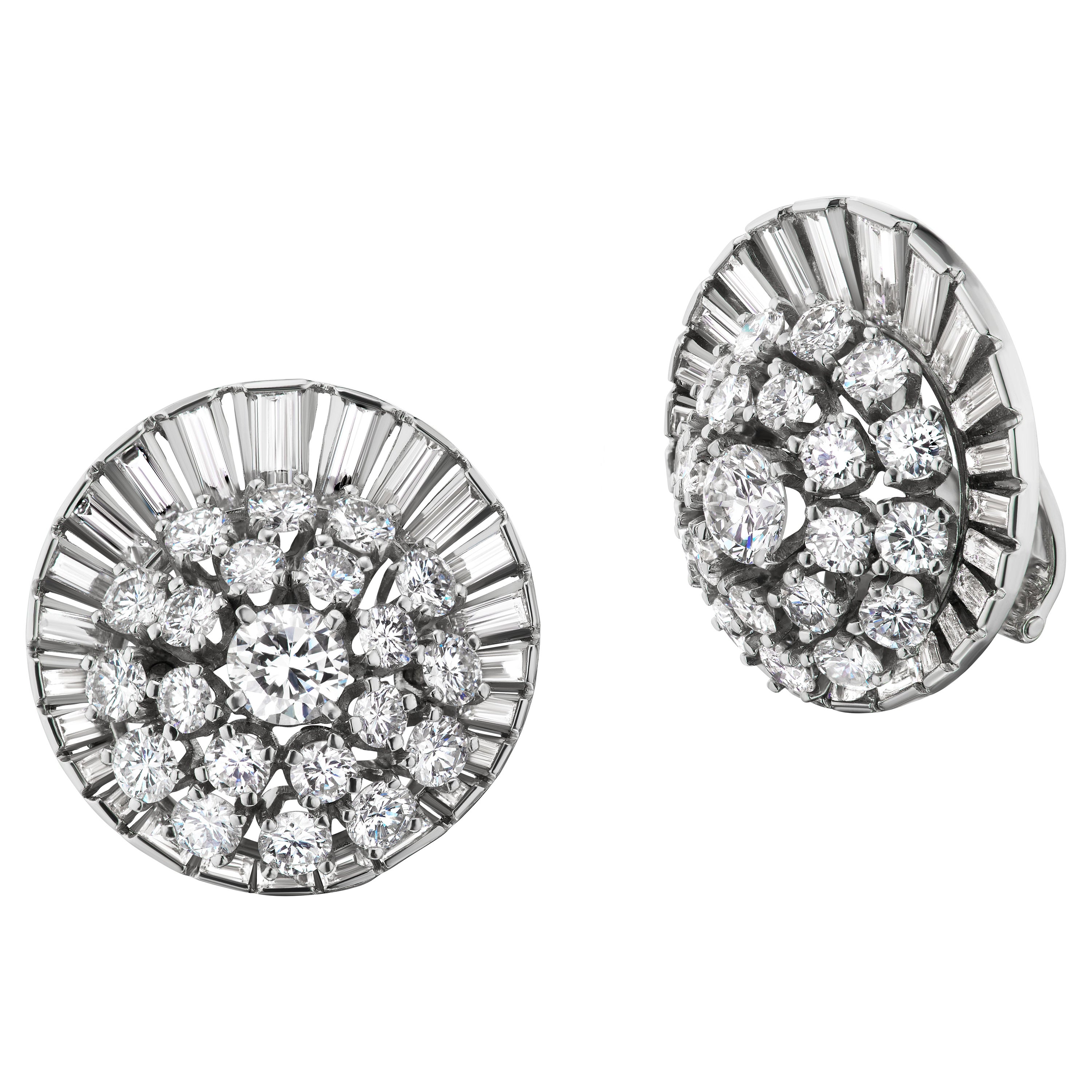 Boucles d'oreilles « Satellite » en platine et diamants