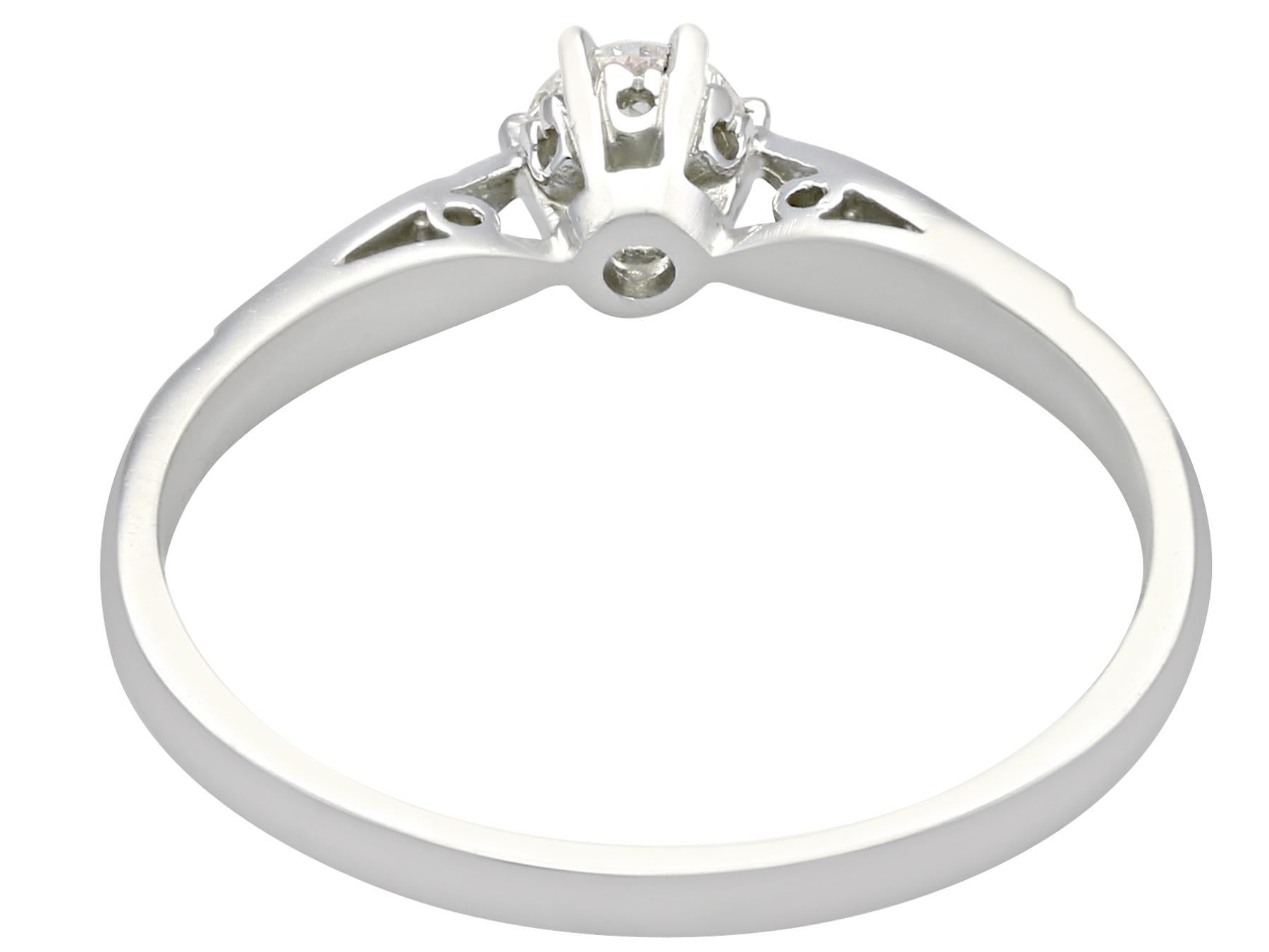 Diamond and Platinum Solitaire Engagement Ring For Sale 1