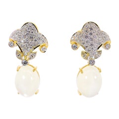 Diamond and Quartz Gold Earrings