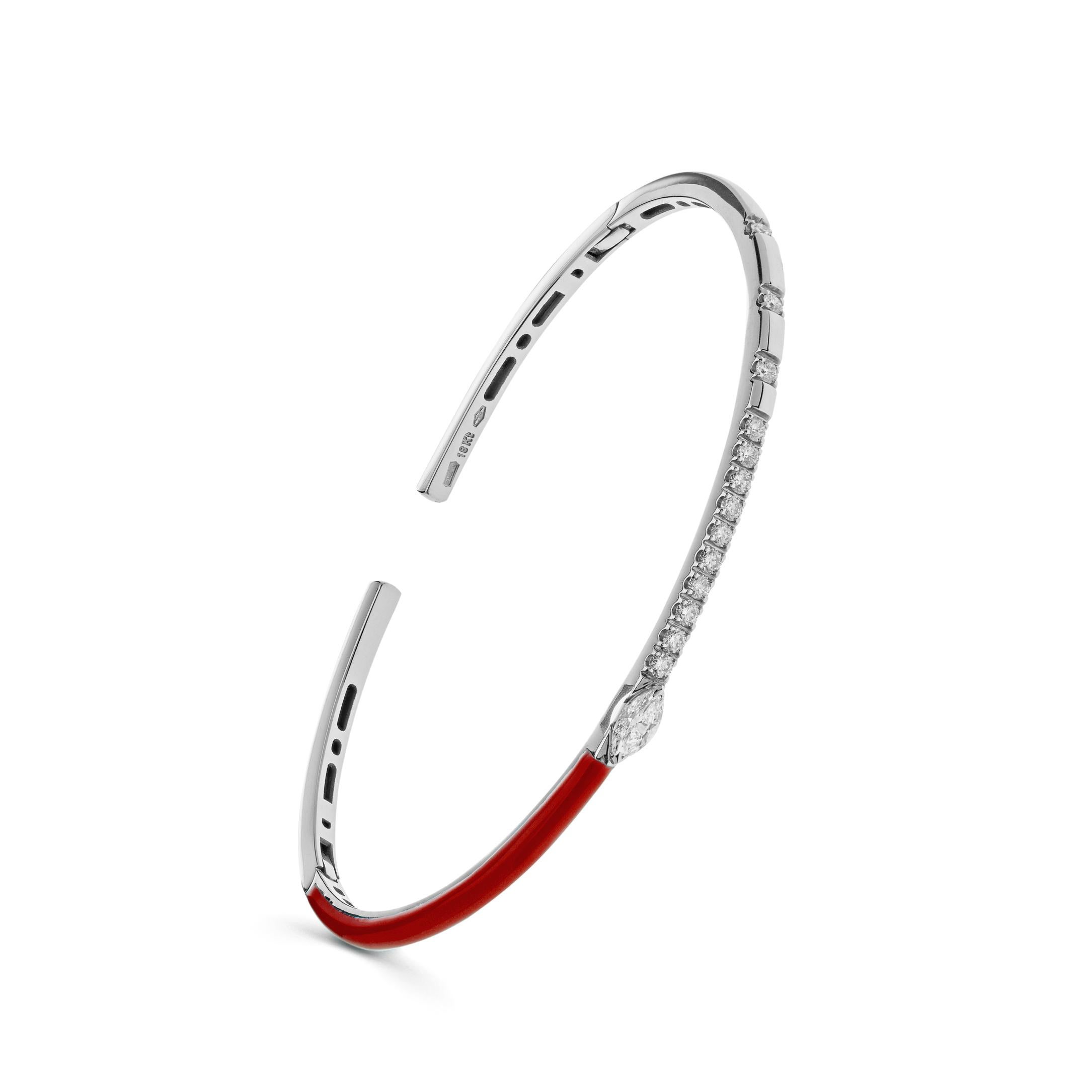 Taille Marquise Bracelet en diamant et émail rouge en vente