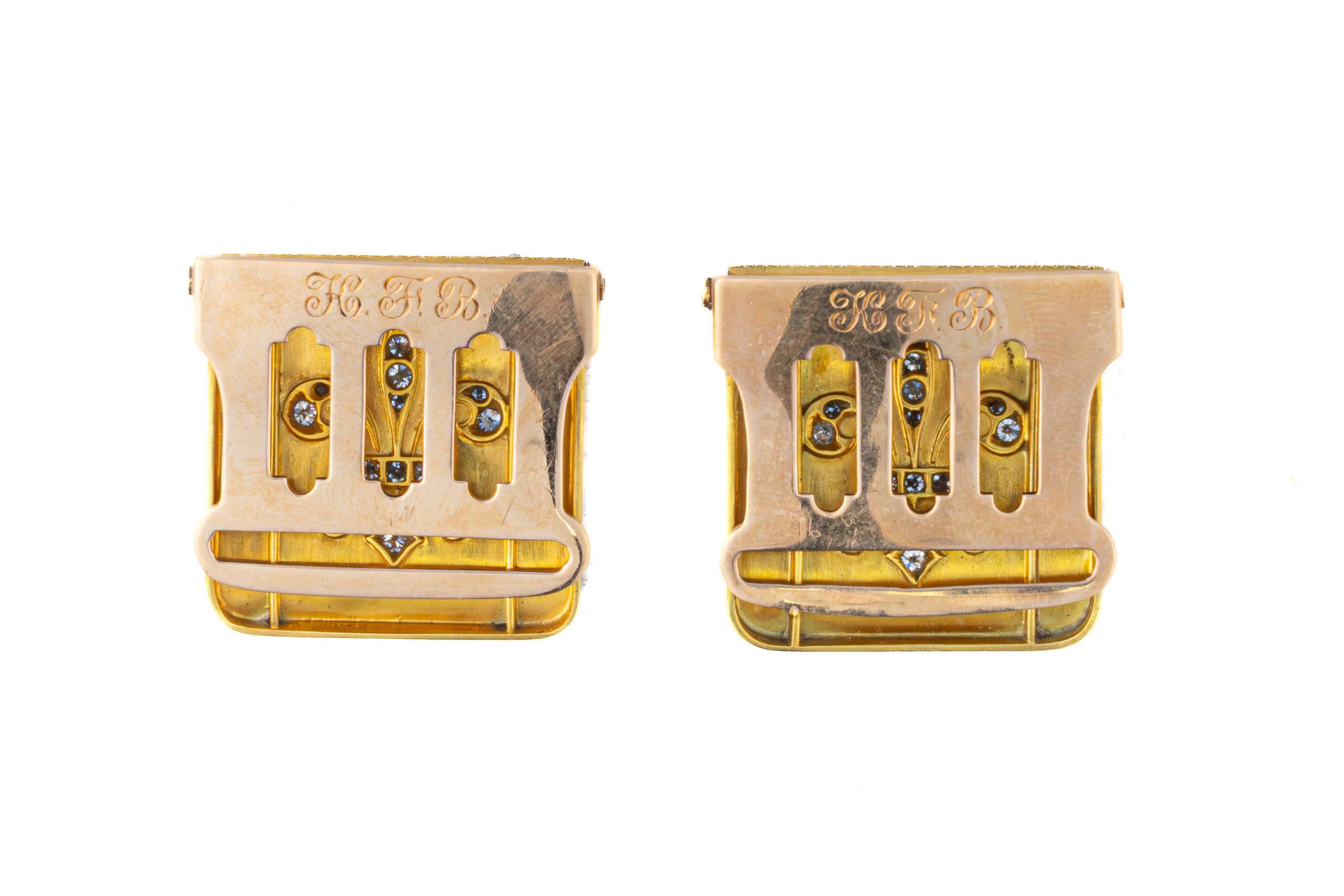 Fleur-de-Lis-Ohrringe mit Diamanten und roter Emaille (Retro) im Angebot