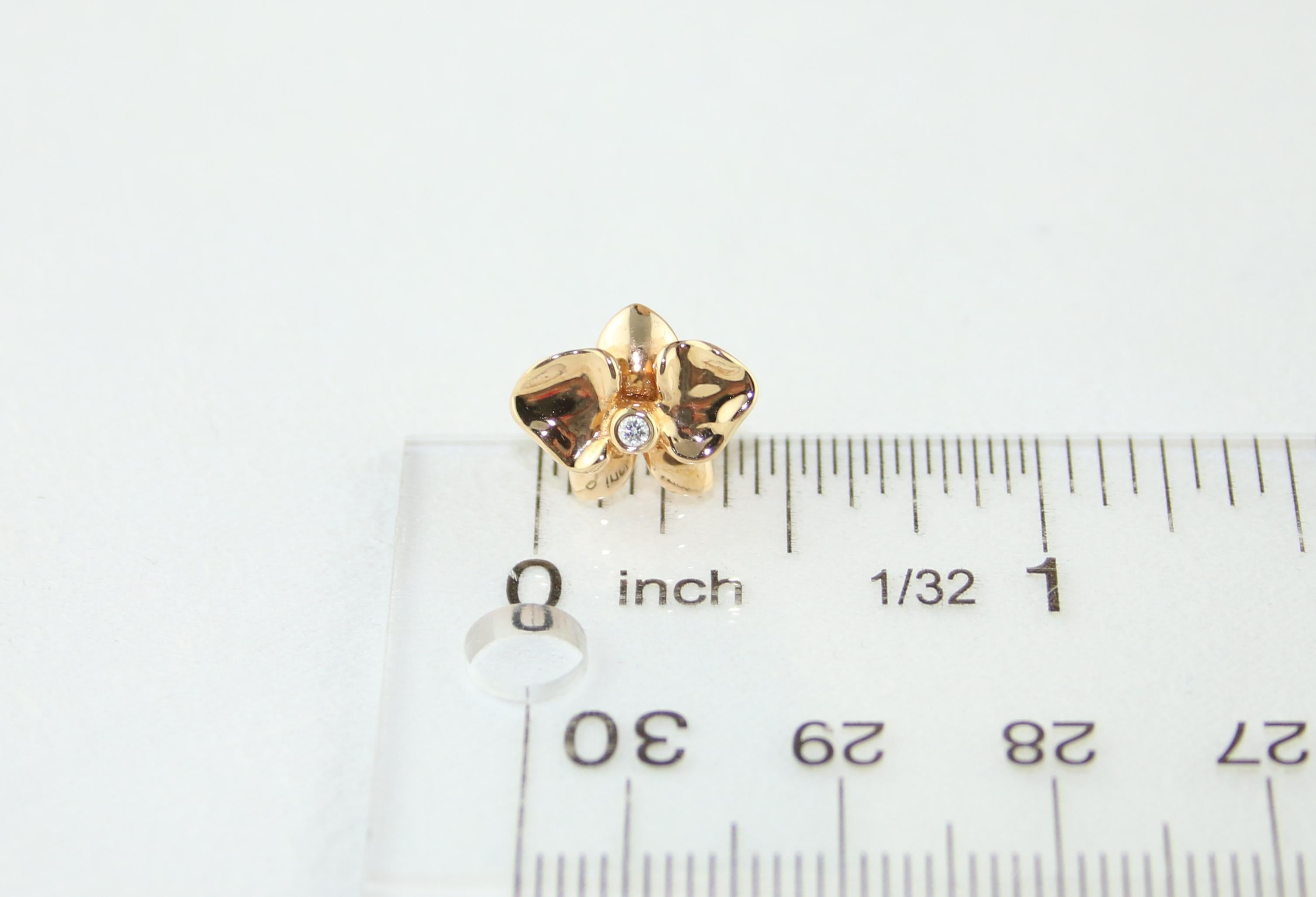 Contemporary Diamond and Rose Gold Flower Stud Earrings For Sale