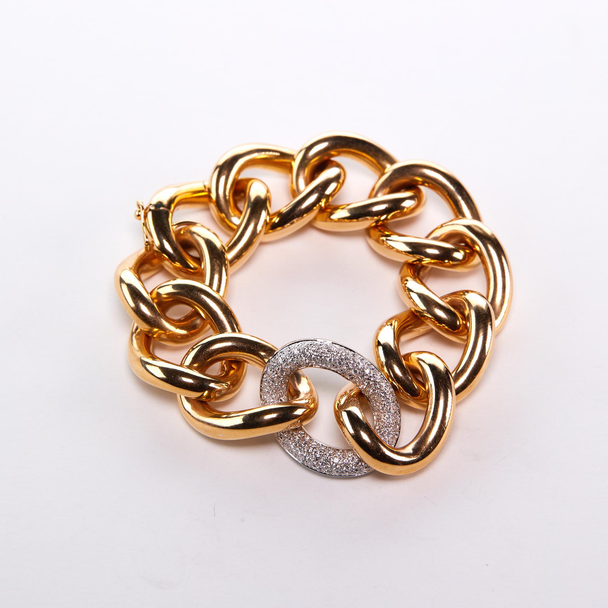 Modern Diamond and Rose Gold Link Bracelet For Sale