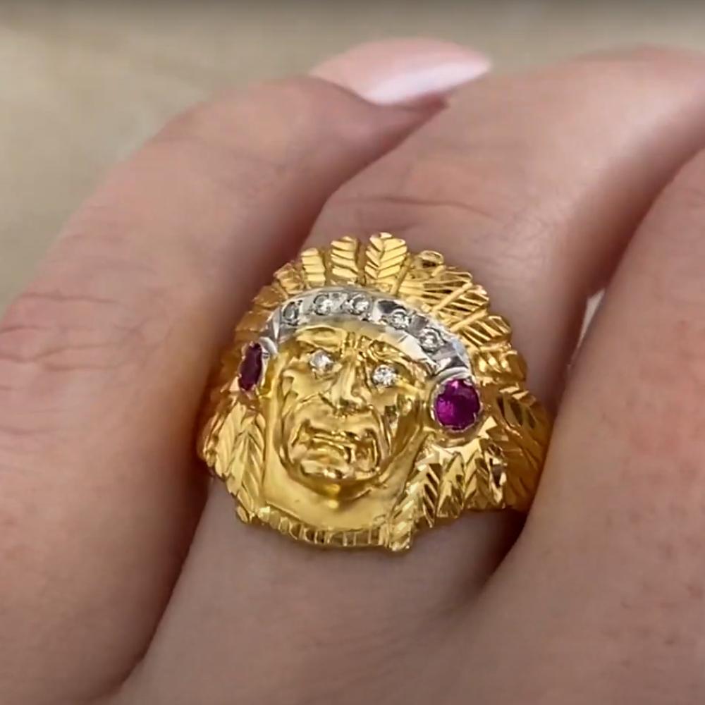 Diamant und Rubin ( ca. 0,2 Karat) Stammesring, 18 Karat Gelbgold im Zustand „Hervorragend“ im Angebot in New York, NY