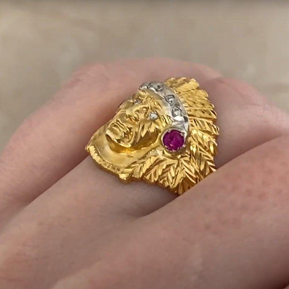 Bague tribale en or jaune 18 carats avec diamants et rubis (environ 0,2 carat) Unisexe en vente