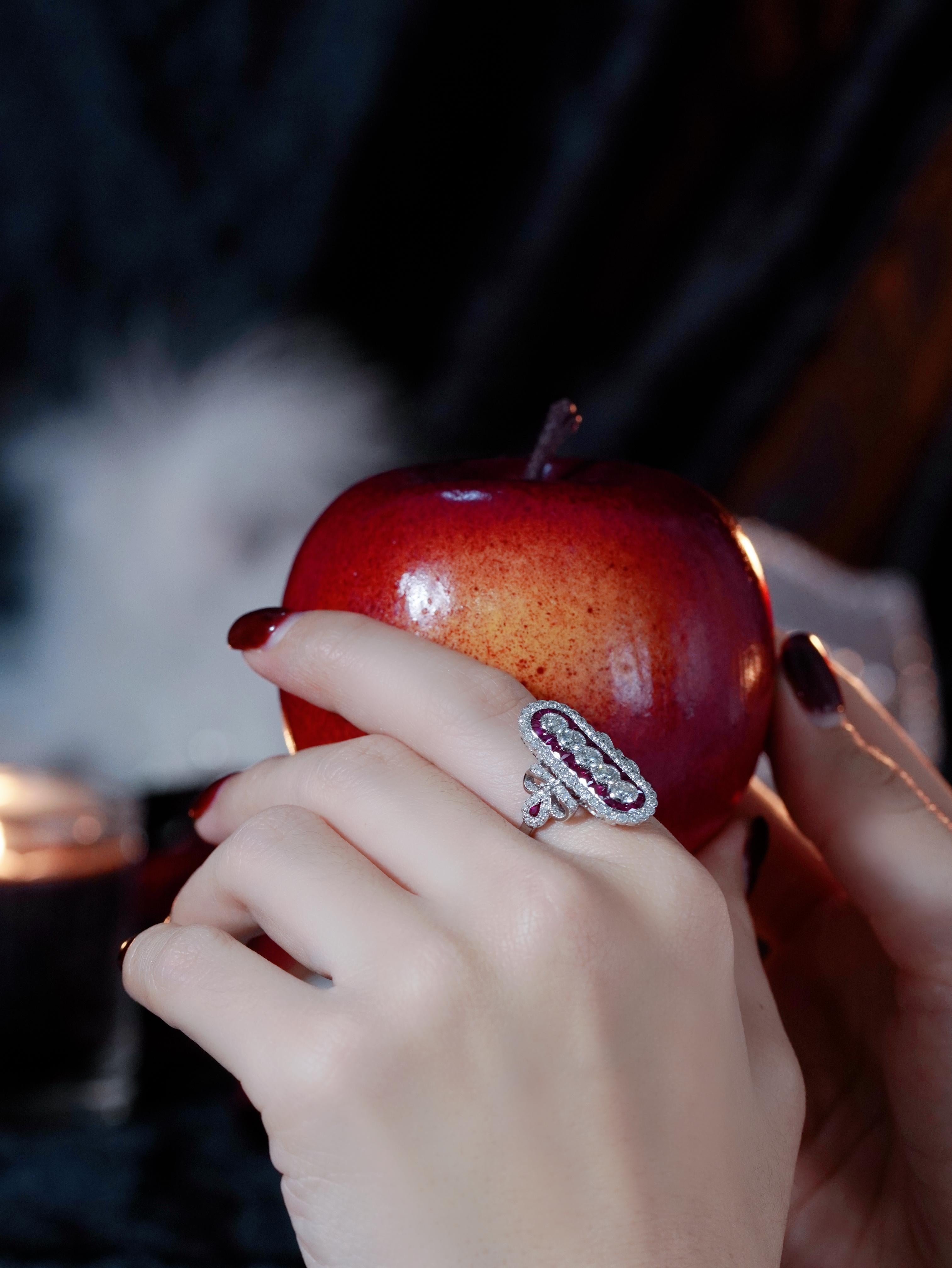 Taille ronde Bague de cocktail en or blanc 14 carats, diamant et rubis, style Art déco en vente