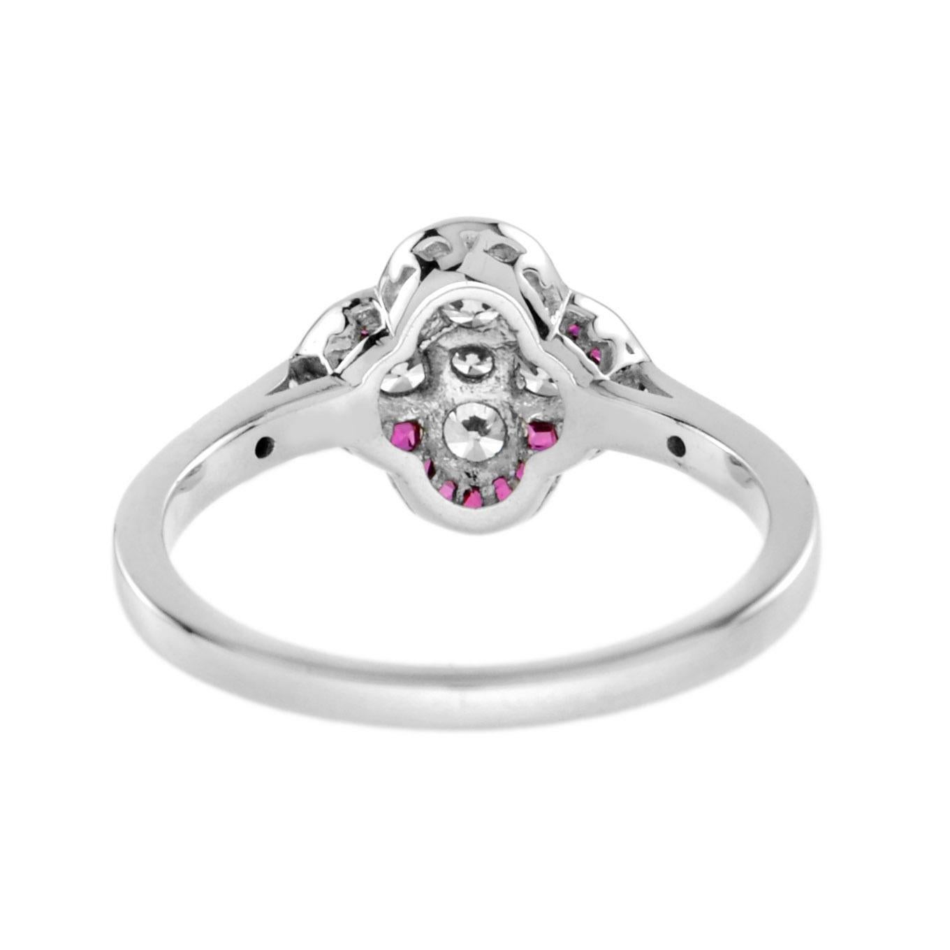 Im Angebot: Set aus Diamant- und Rubin-Cluster-Ring und Ohrring im Art-déco-Stil mit Blumenmuster () 5