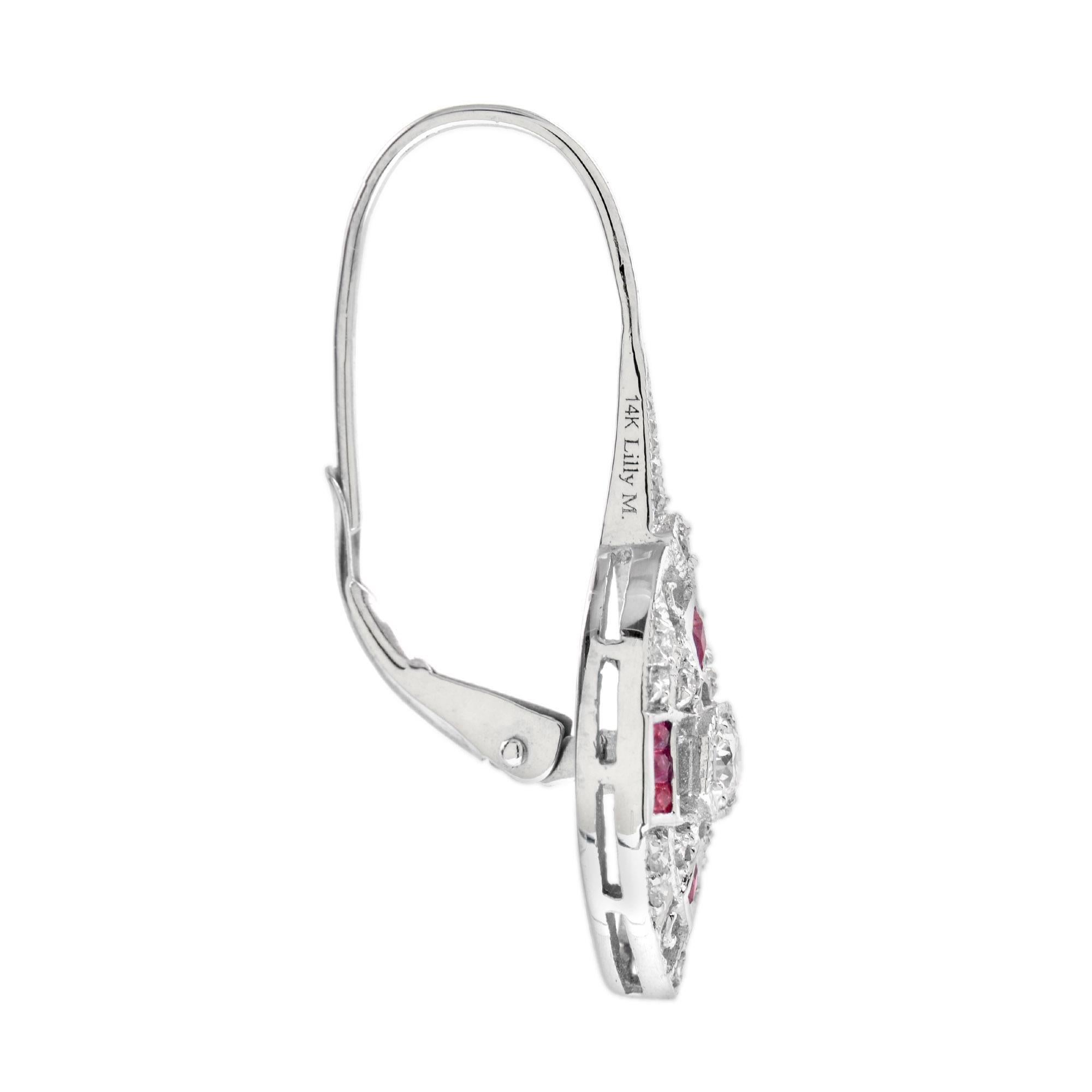 Taglio rotondo Orecchini a forma di marquise con diamanti e rubini in stile Art Déco in oro bianco 14 carati in vendita