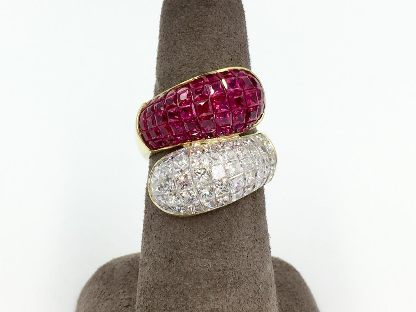Diamond and Ruby Bypass Illusion Set 18 Karat Ring In Excellent Condition For Sale In Pikesville, MD