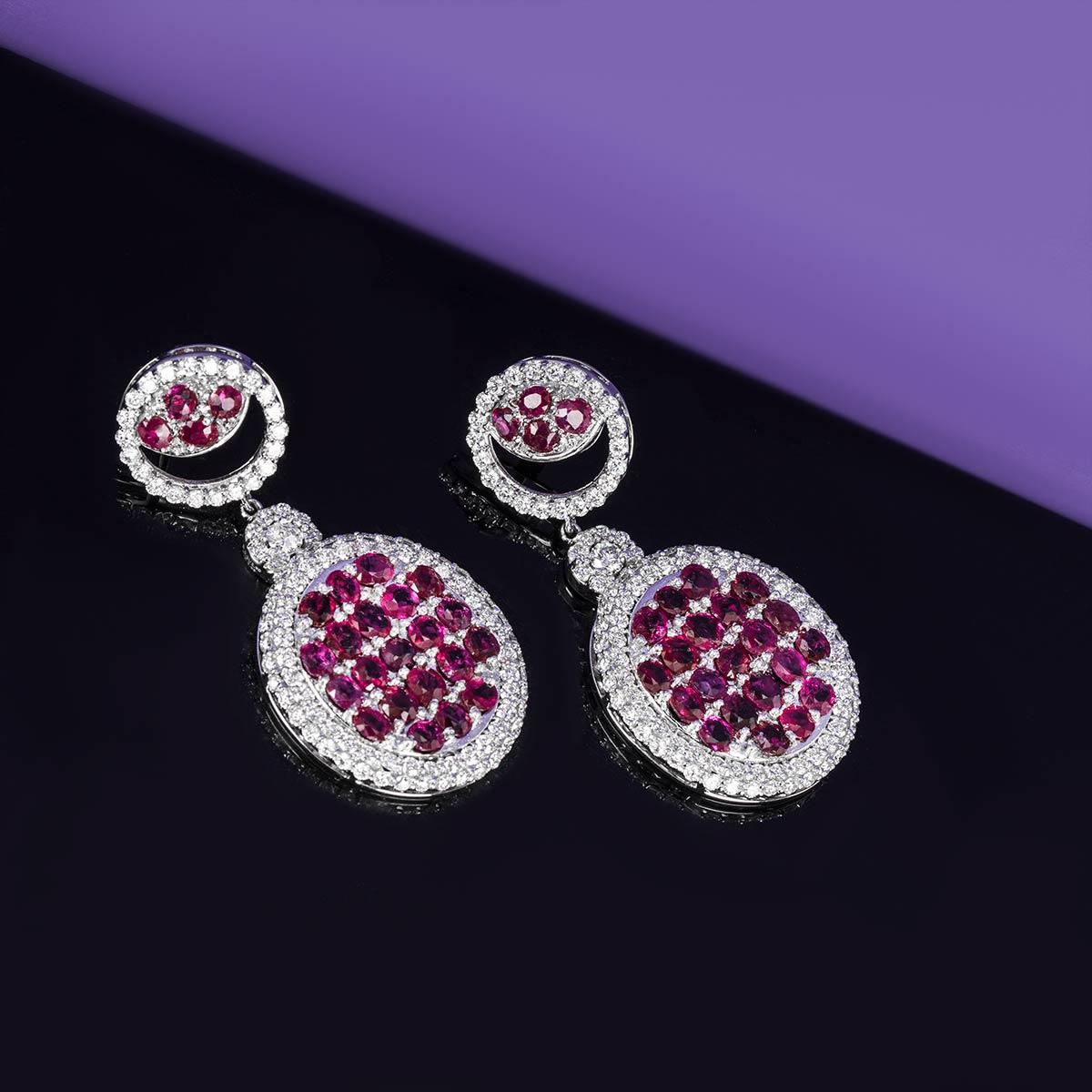 Diamond and Ruby Dangle Earrings 10.0 Carat Rubies and 4.11 Carat Diamonds For Sale 1