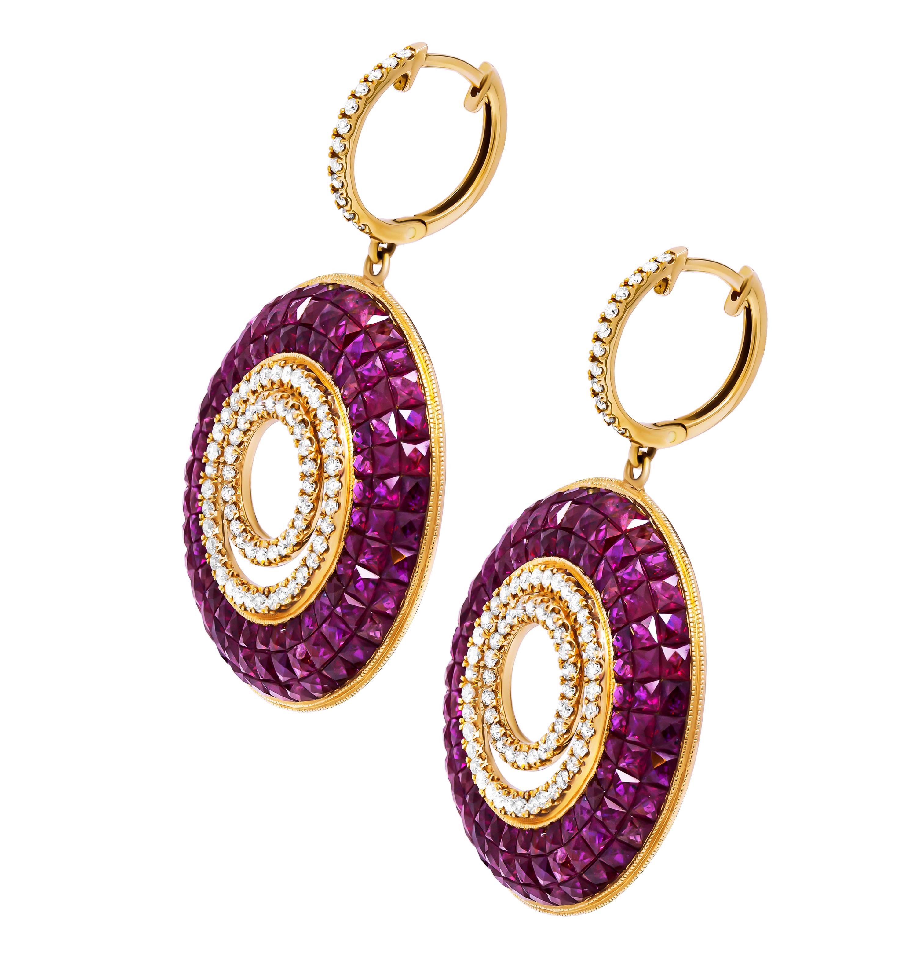Diamond and Ruby Earrings in 18K Rose Gold
Round Diamond : 1.23ct - 144 stones
Ruby - 12.69ct - 210 stones
