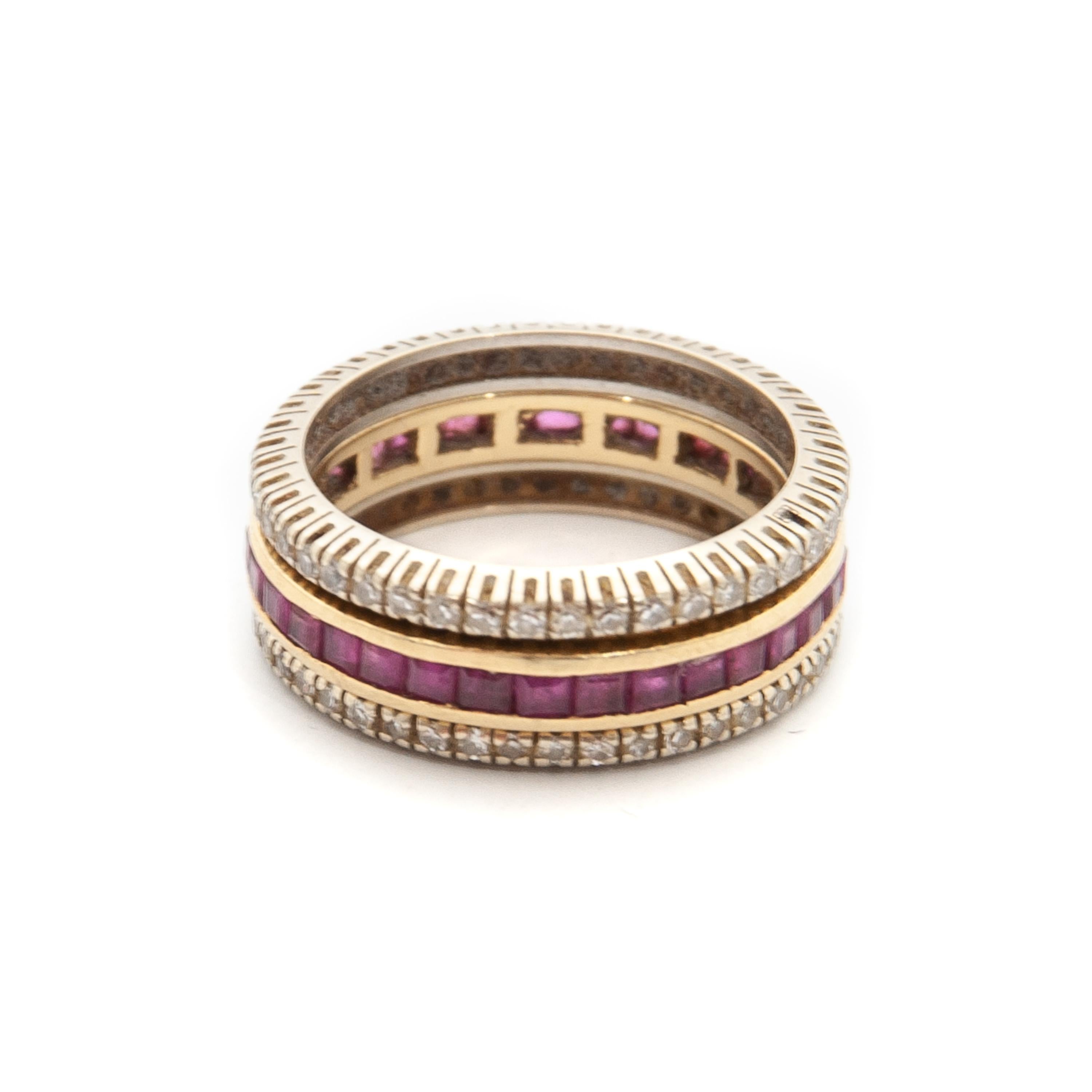 Vintage Ruby Diamond 18 karat Gold Three Eternity Rings In Good Condition For Sale In Rotterdam, NL