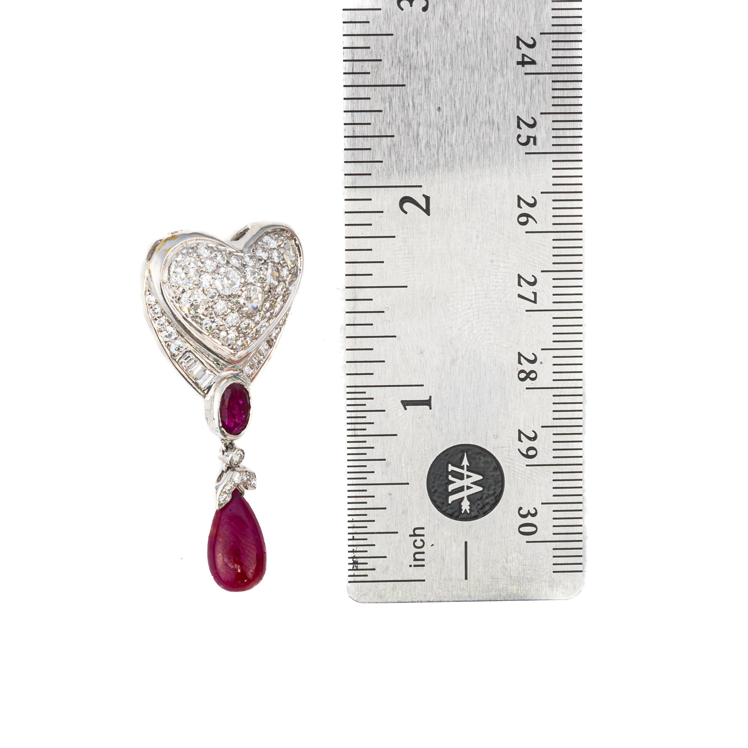 Diamond and Ruby Heart Drop Gold Earrings In Excellent Condition For Sale In New York, NY